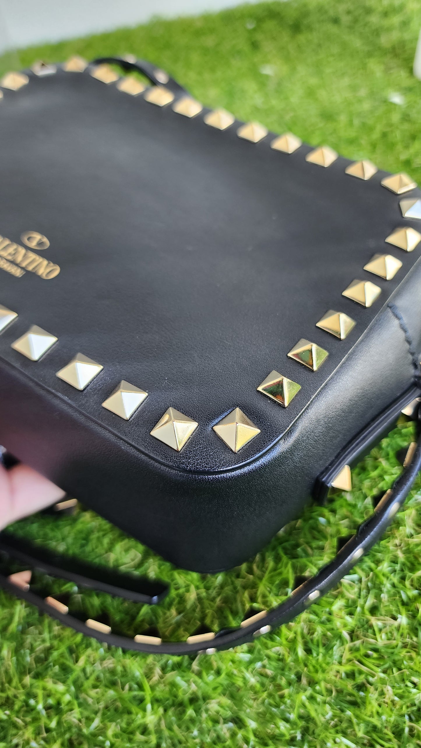 VALENTINO ROCKSTUD CAMERA BAG
