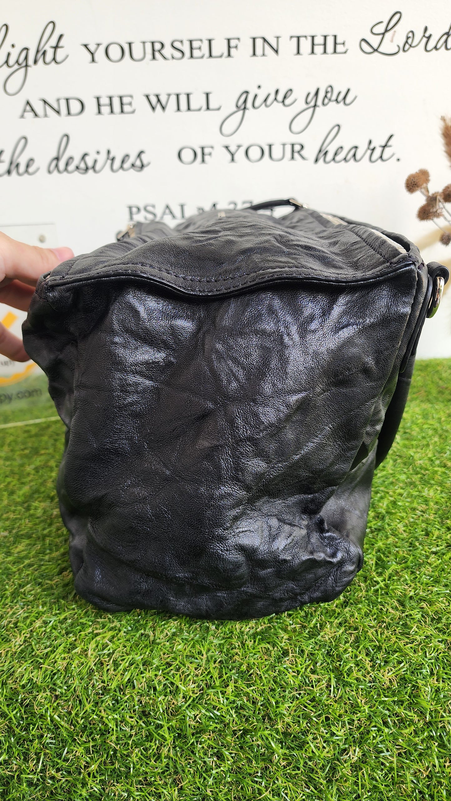 GIVENCHY PANDORA MEDIUM