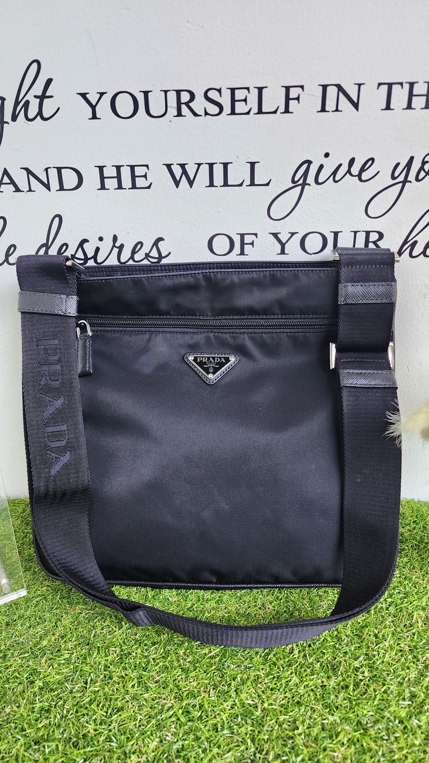 PRADA MENS MESSENGER