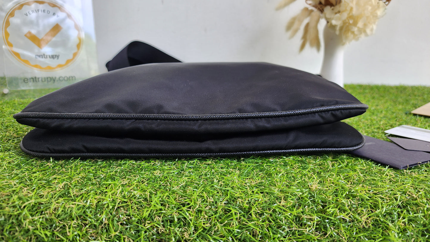 PRADA MENS MESSENGER