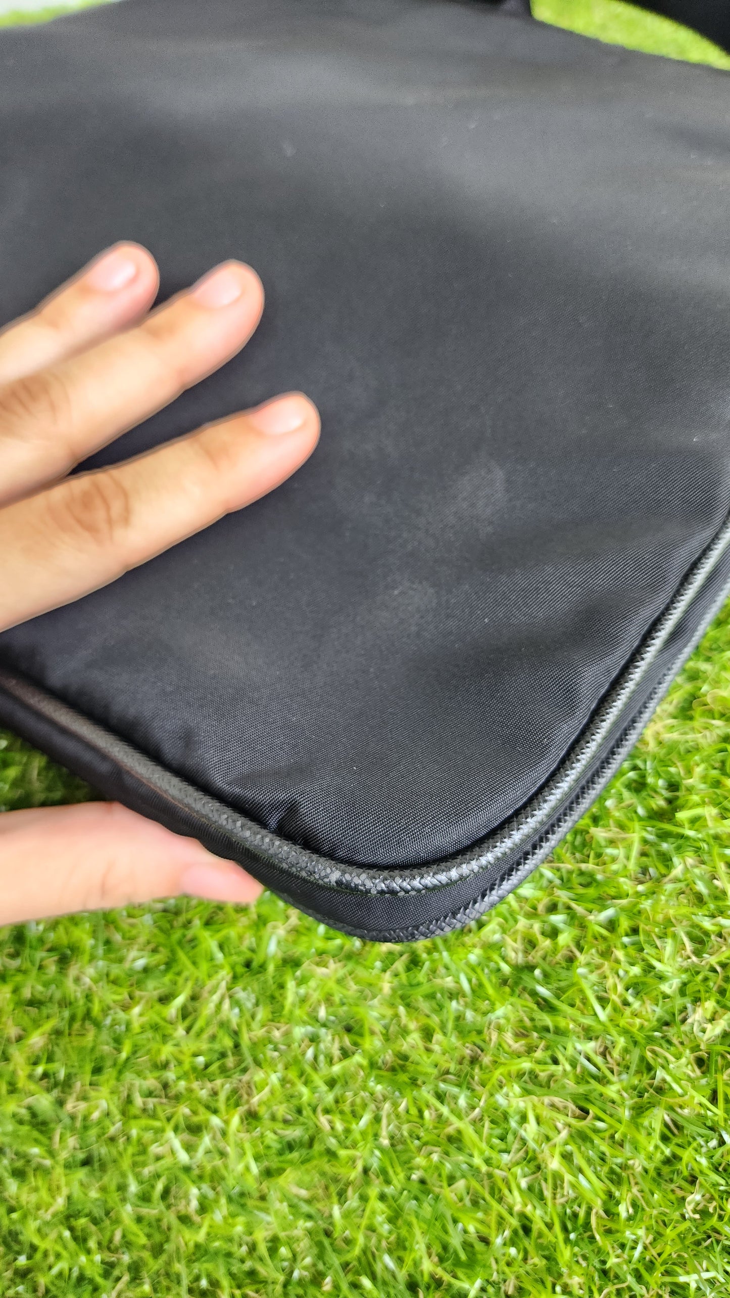 PRADA MENS MESSENGER