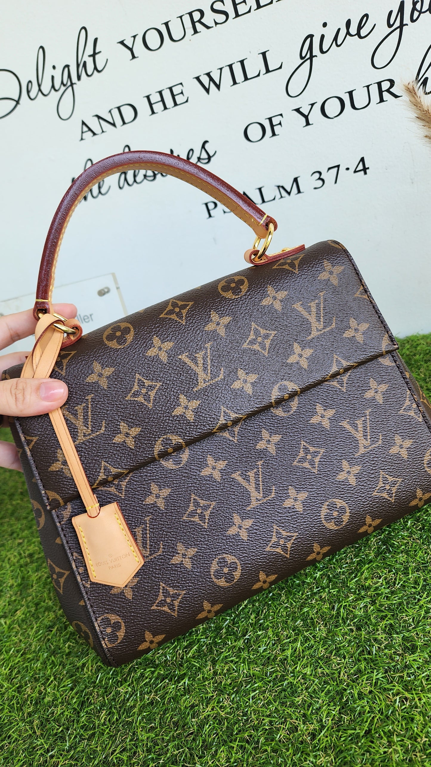 LOUIS VUITTON CLUNNY BB