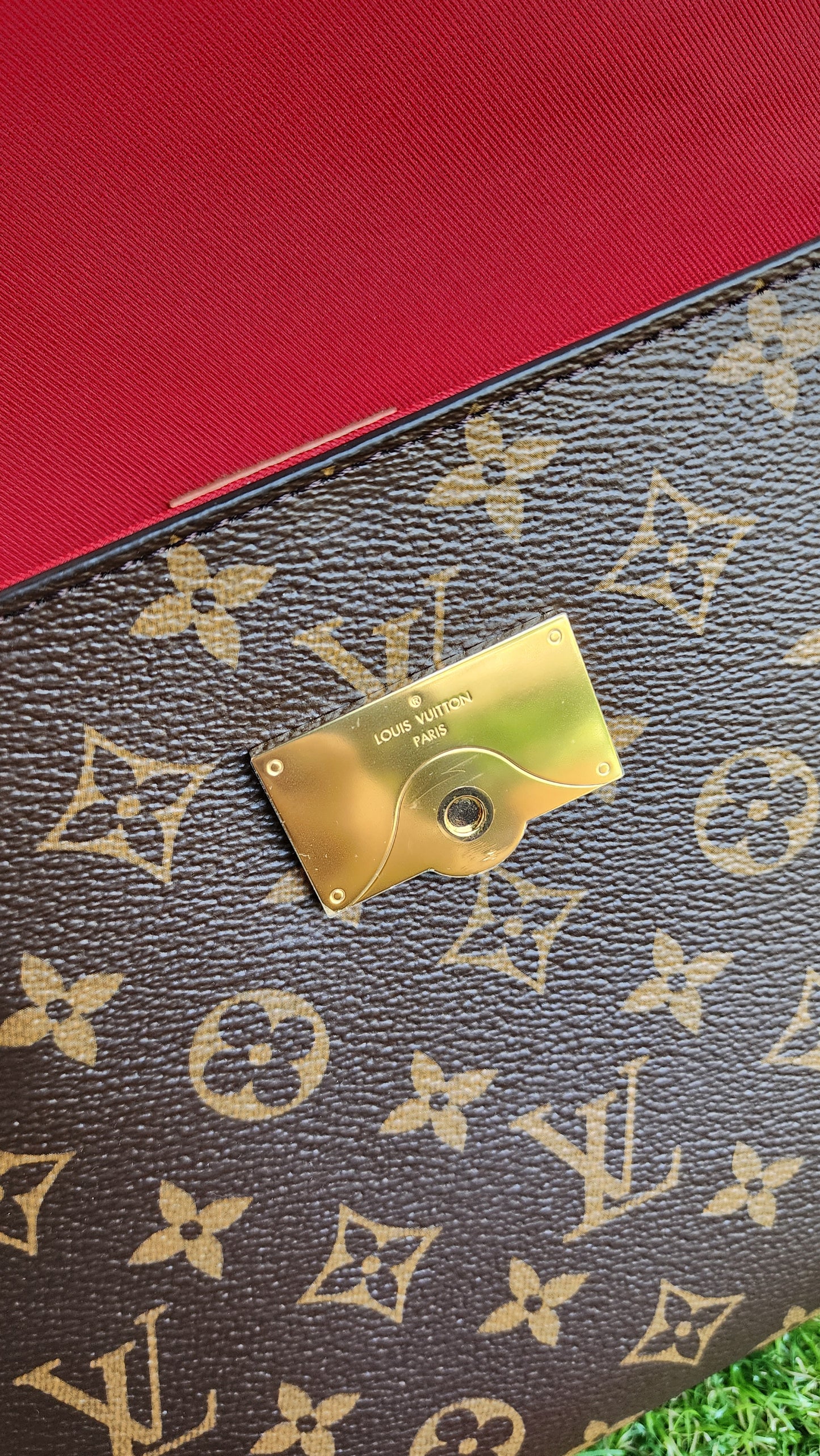 LOUIS VUITTON CLUNNY BB