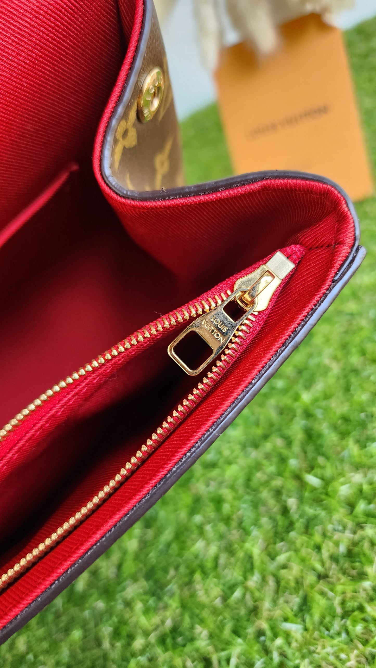 LOUIS VUITTON CLUNNY BB