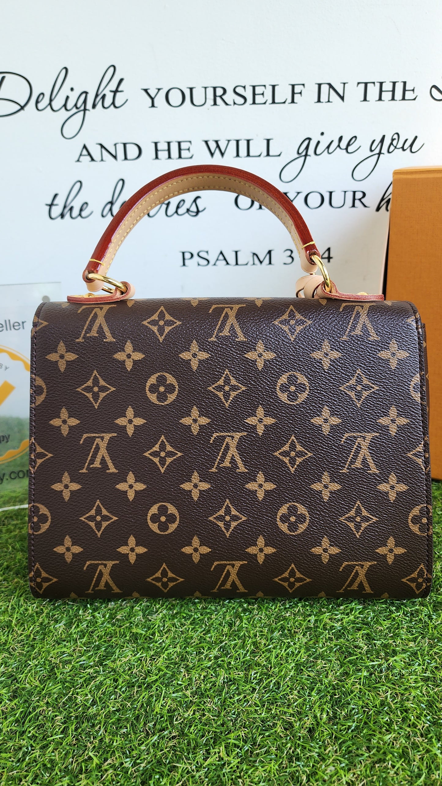LOUIS VUITTON CLUNNY BB