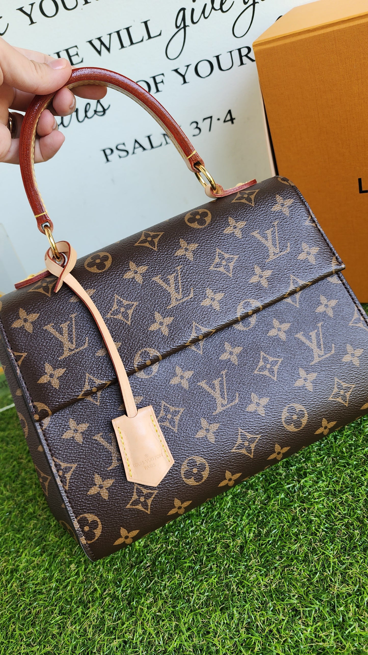 LOUIS VUITTON CLUNNY BB