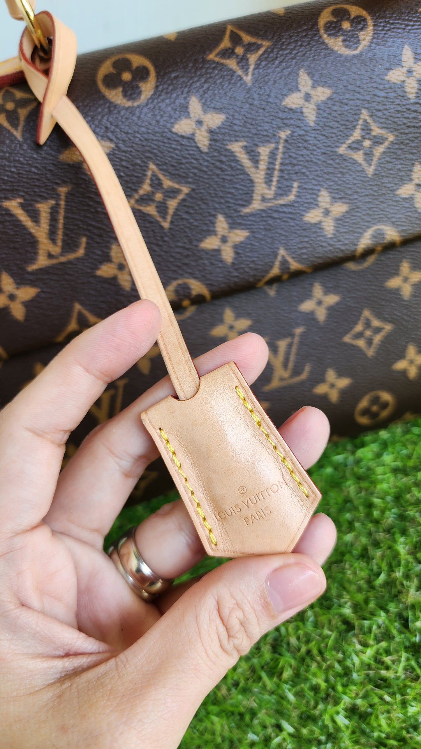LOUIS VUITTON CLUNNY BB