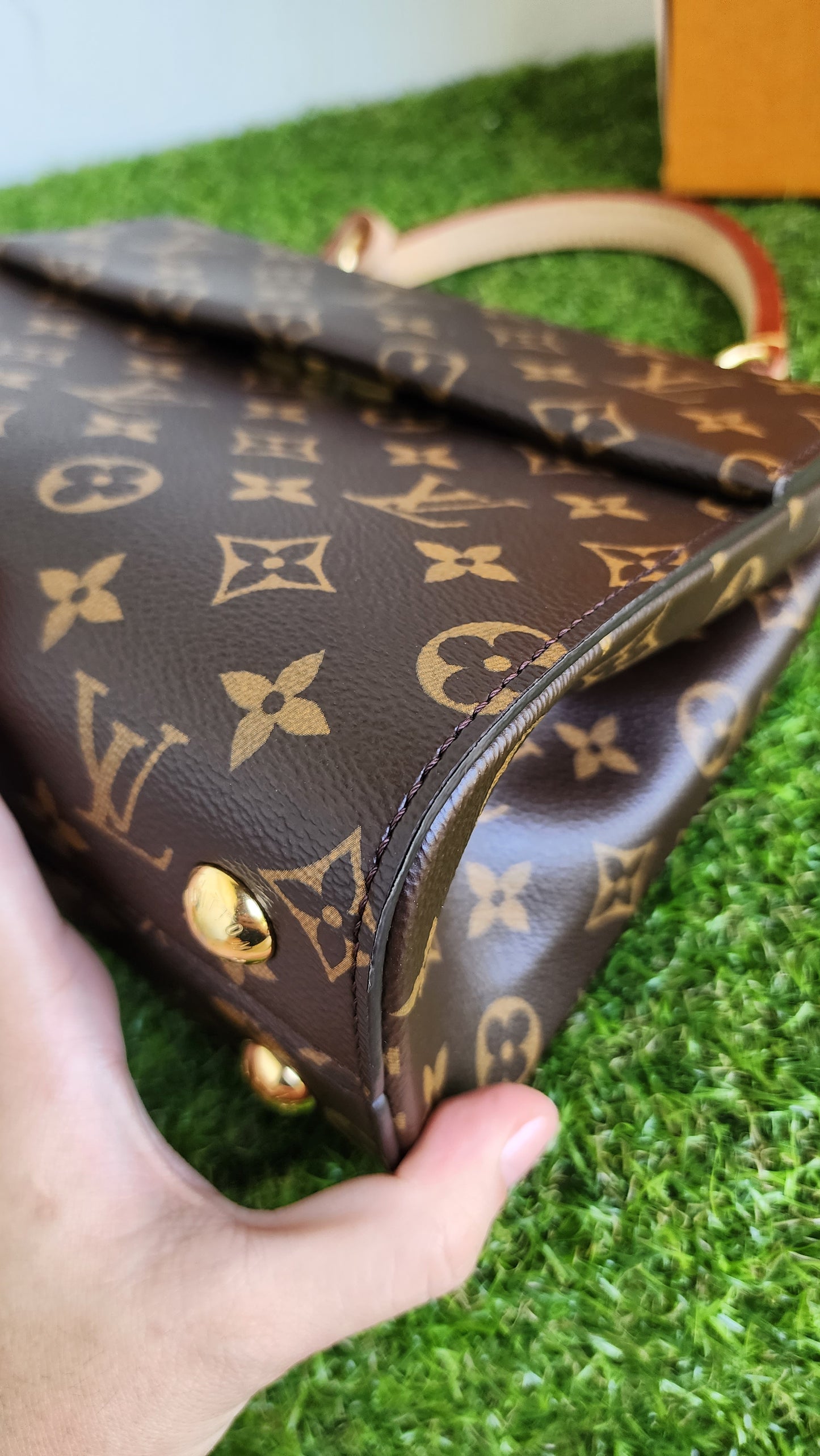 LOUIS VUITTON CLUNNY BB