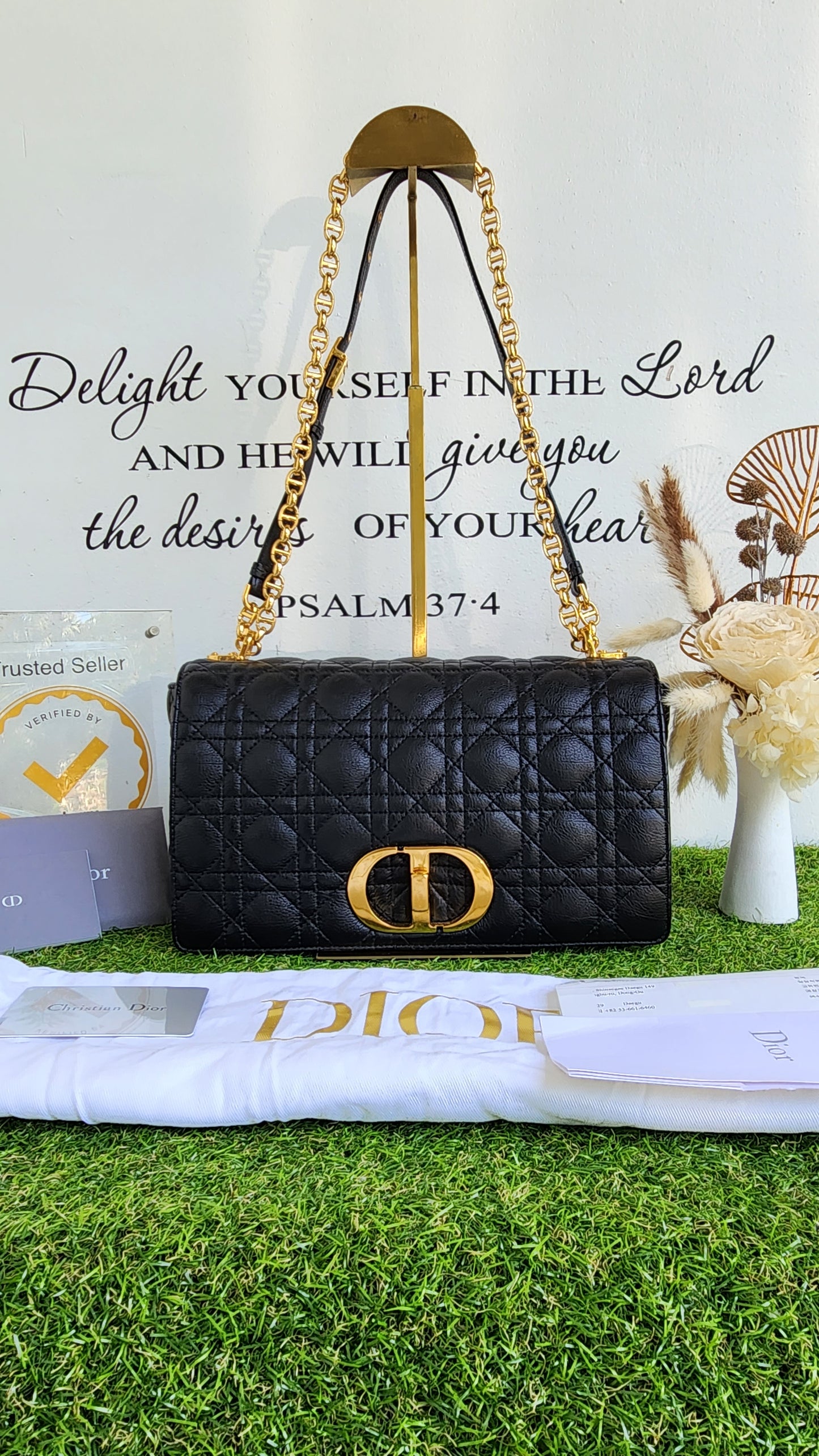 Christian Dior Caro