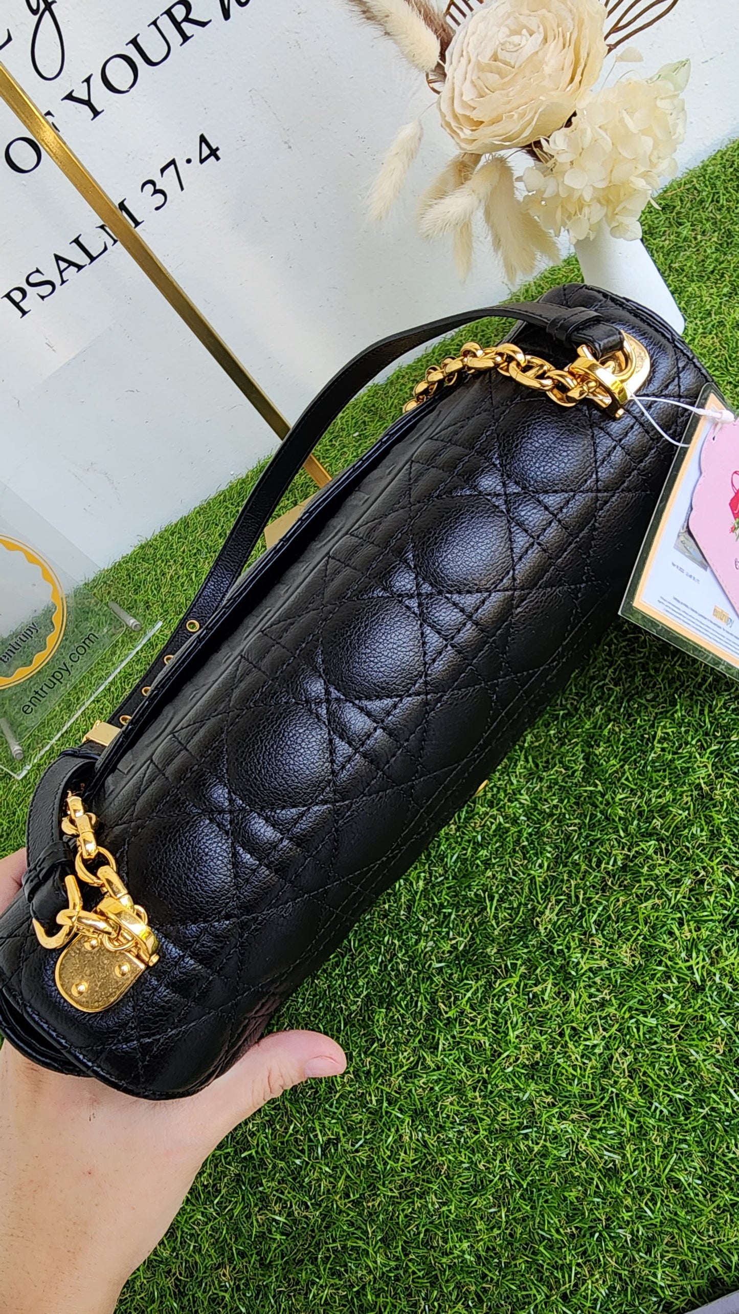 Christian Dior Caro