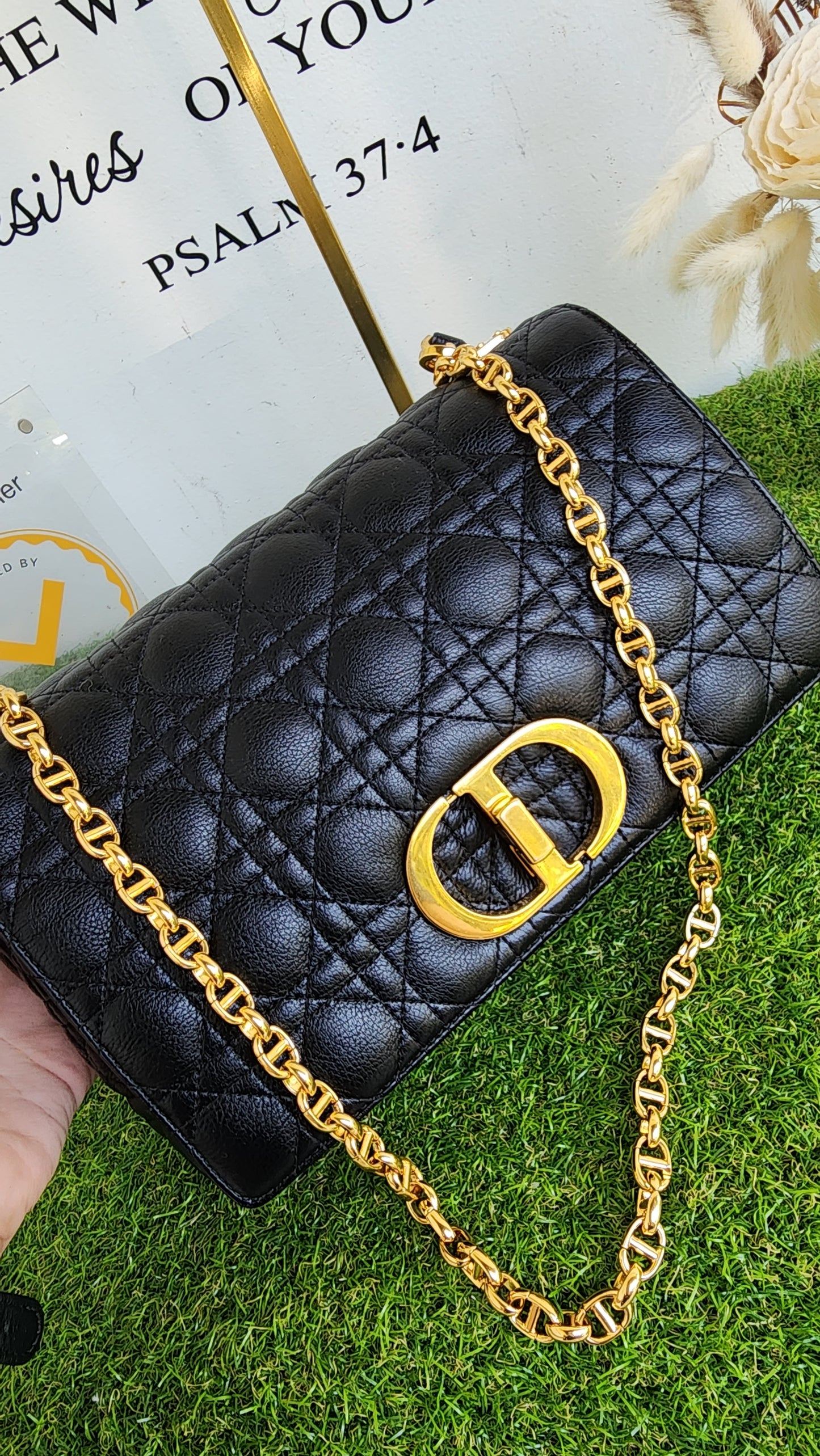 Christian Dior Caro
