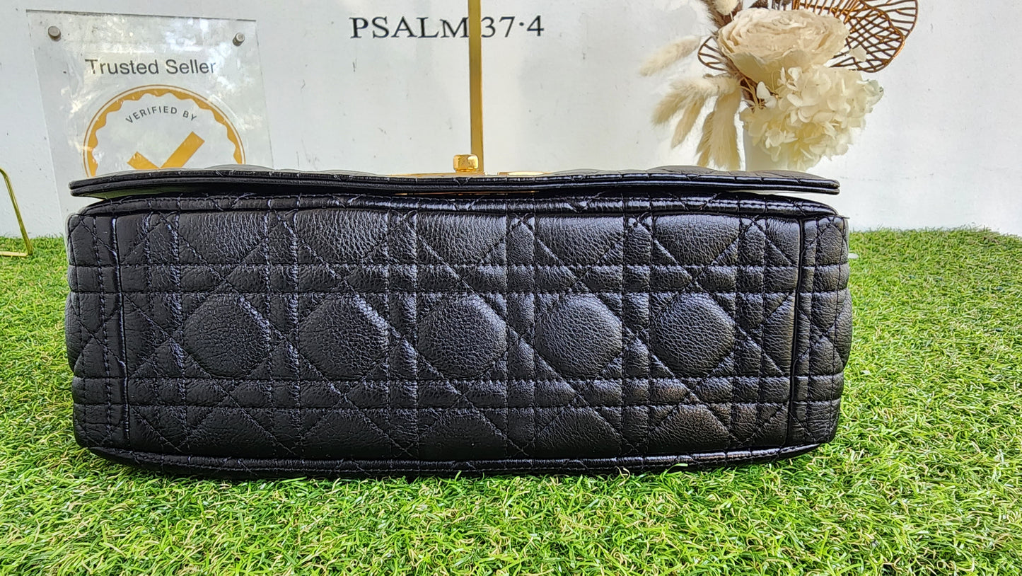 Christian Dior Caro