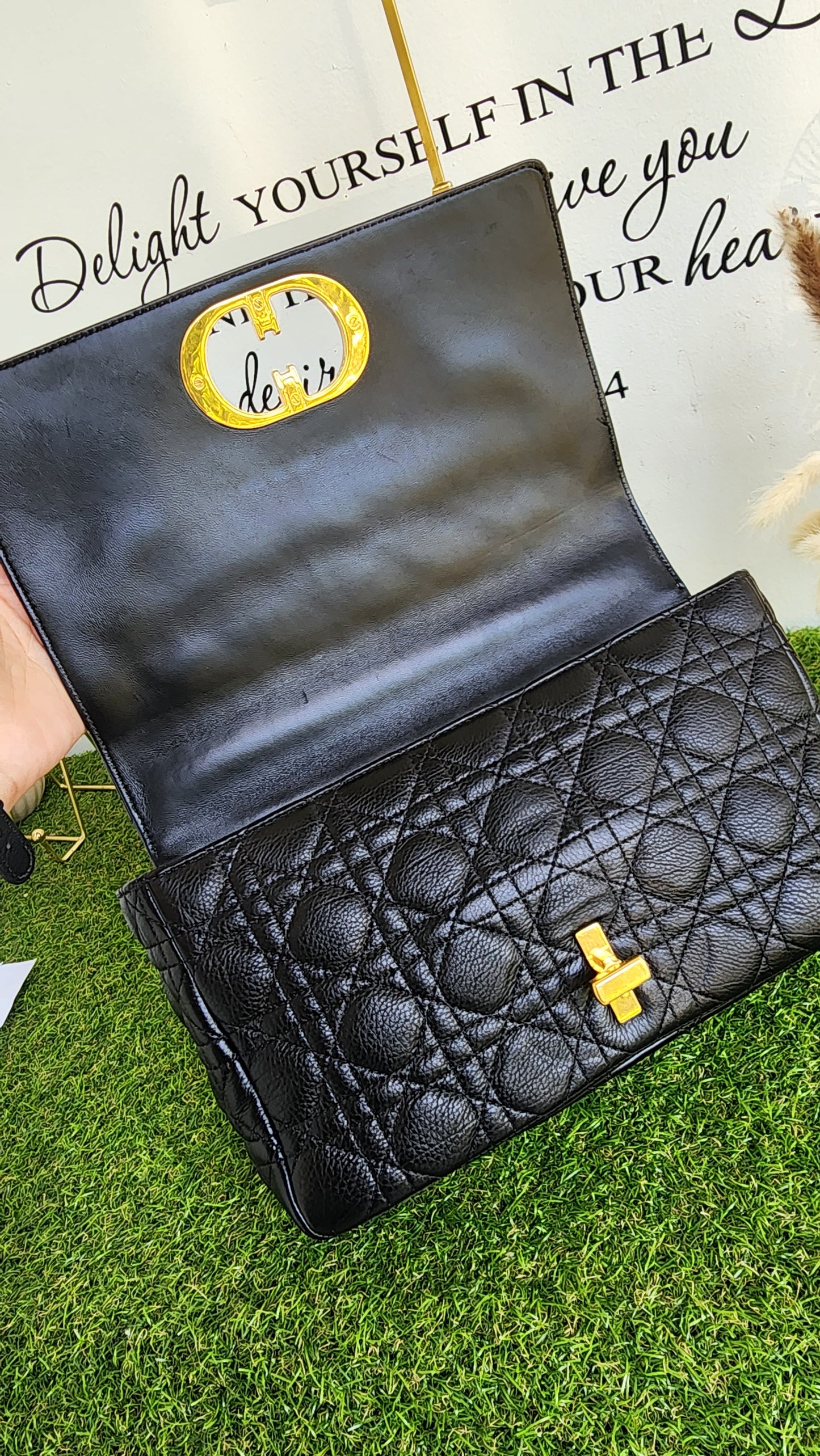 Christian Dior Caro