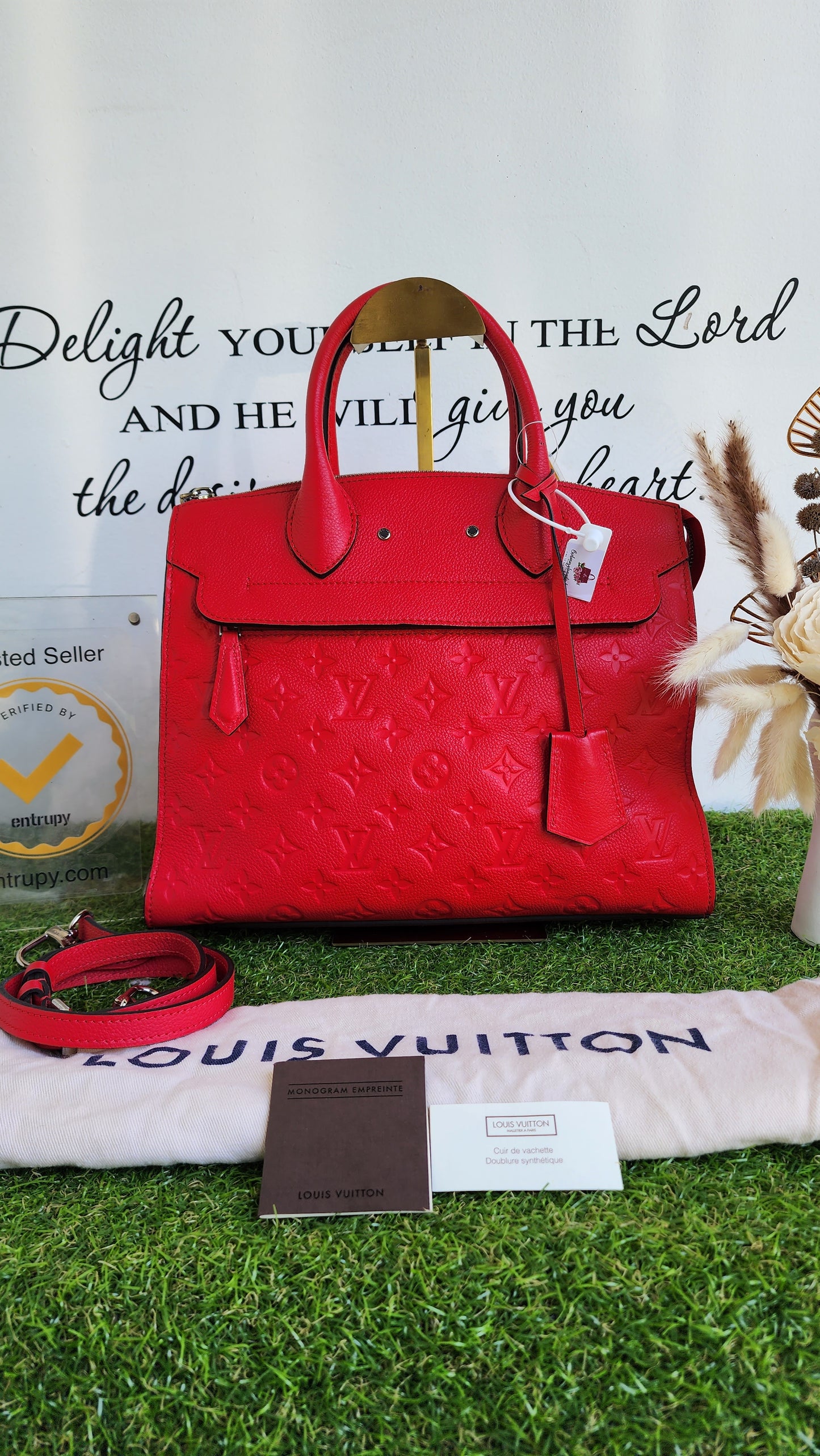 Louis Vuitton Pont Neuf MM