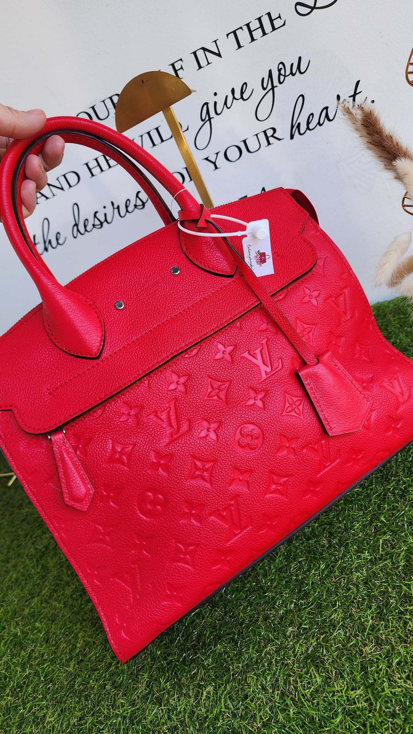 Louis Vuitton Pont Neuf MM