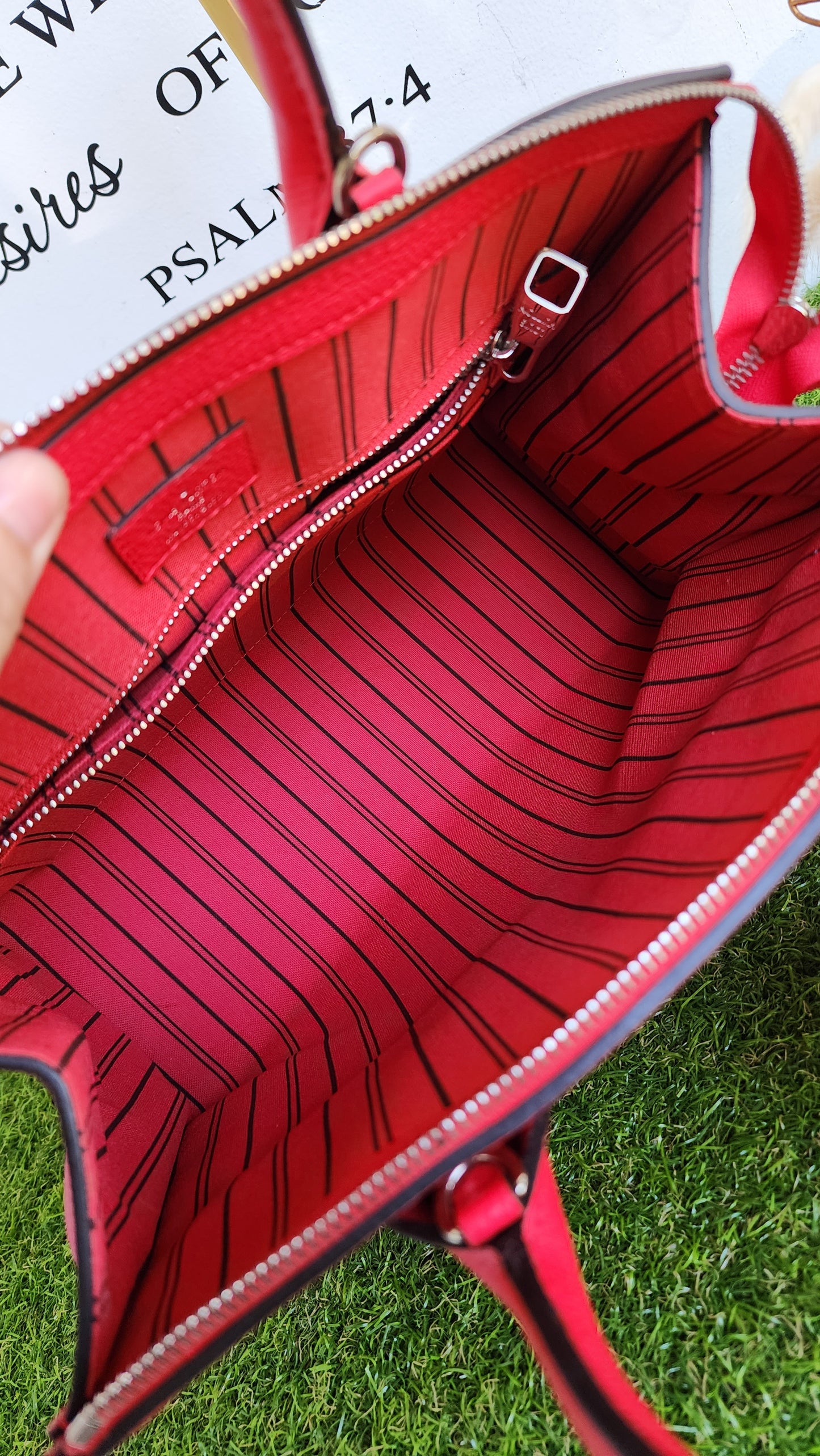 Louis Vuitton Pont Neuf MM