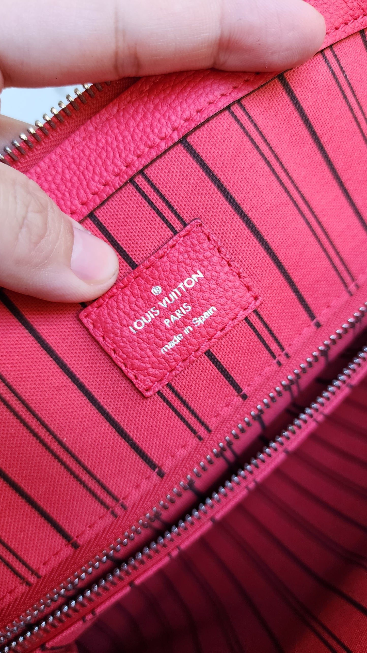 Louis Vuitton Pont Neuf MM