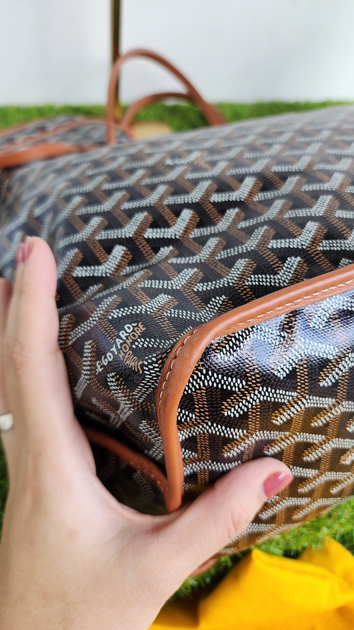 GOYARD ANJOU PM BLACK/TAN