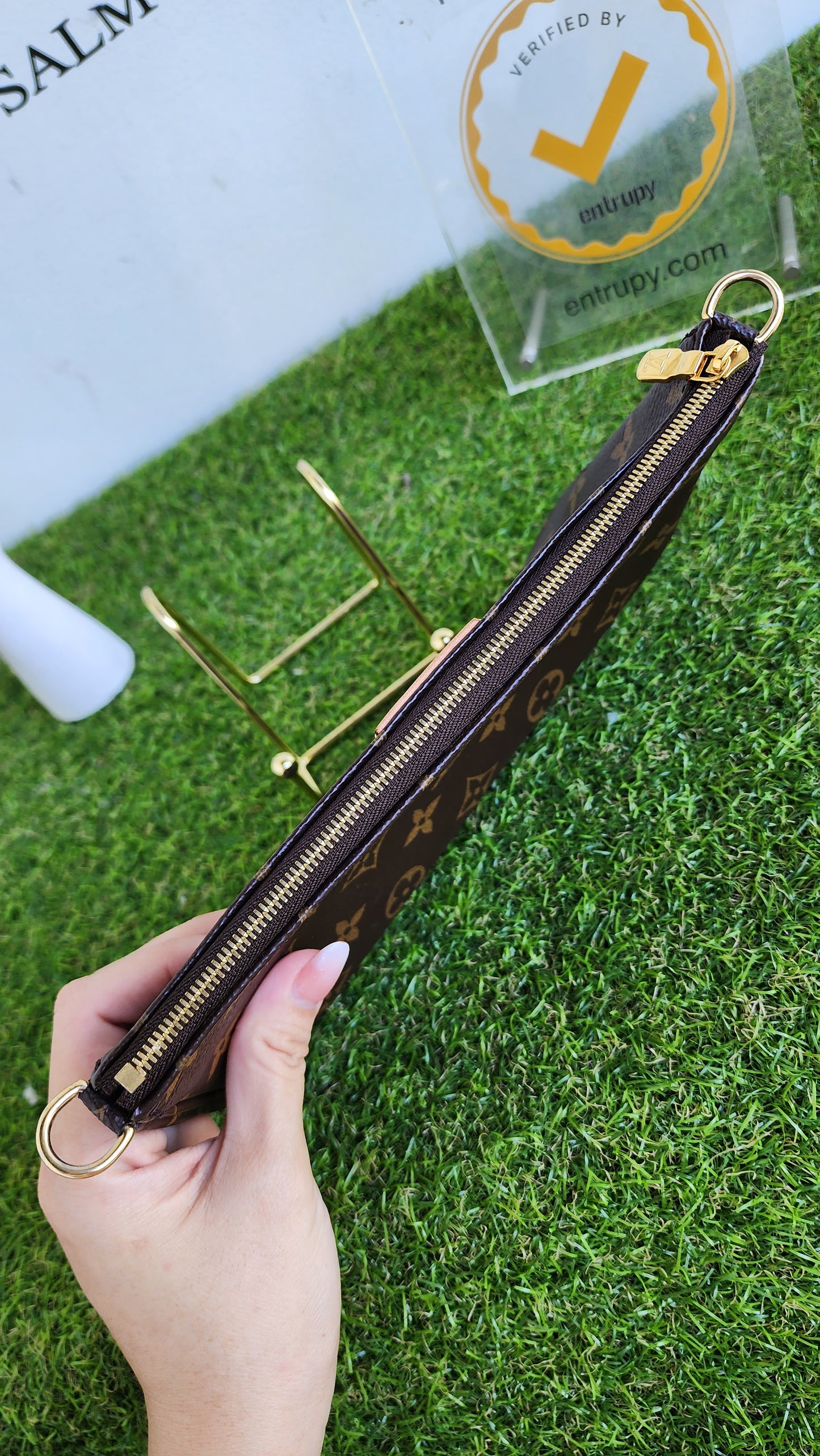 LOUIS VUITTON MULTI POCHETTE