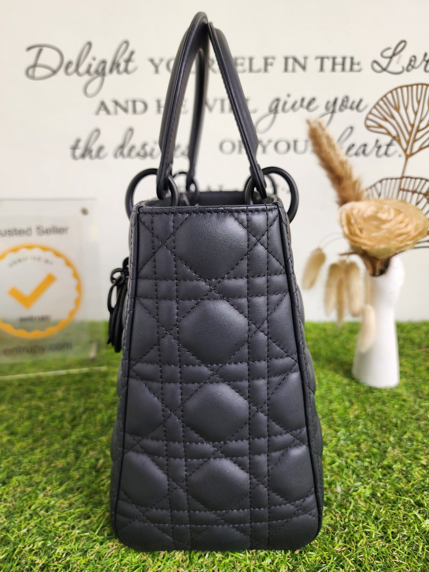 LADY DIOR MEDIUM SO BLACK