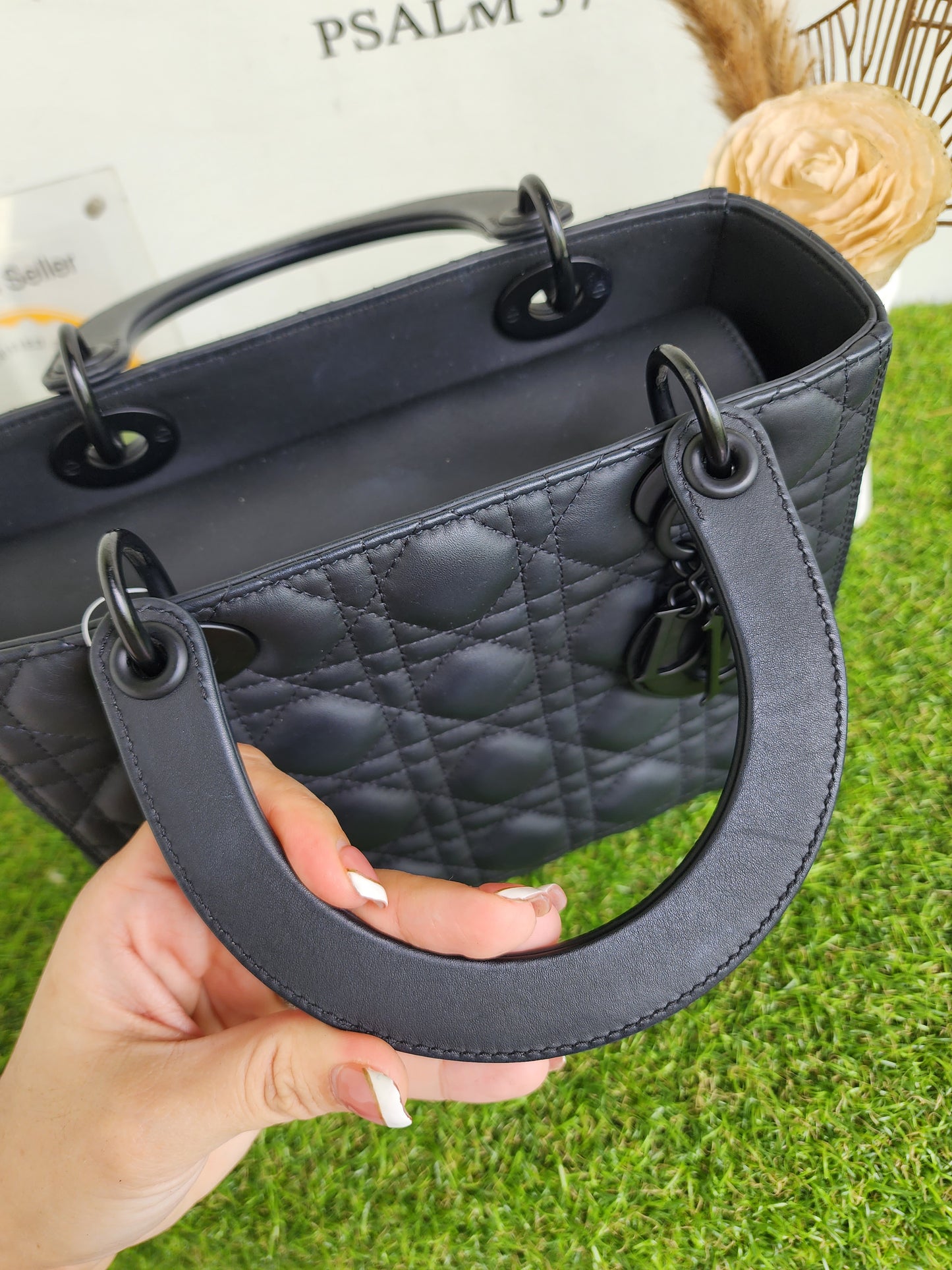 LADY DIOR MEDIUM SO BLACK