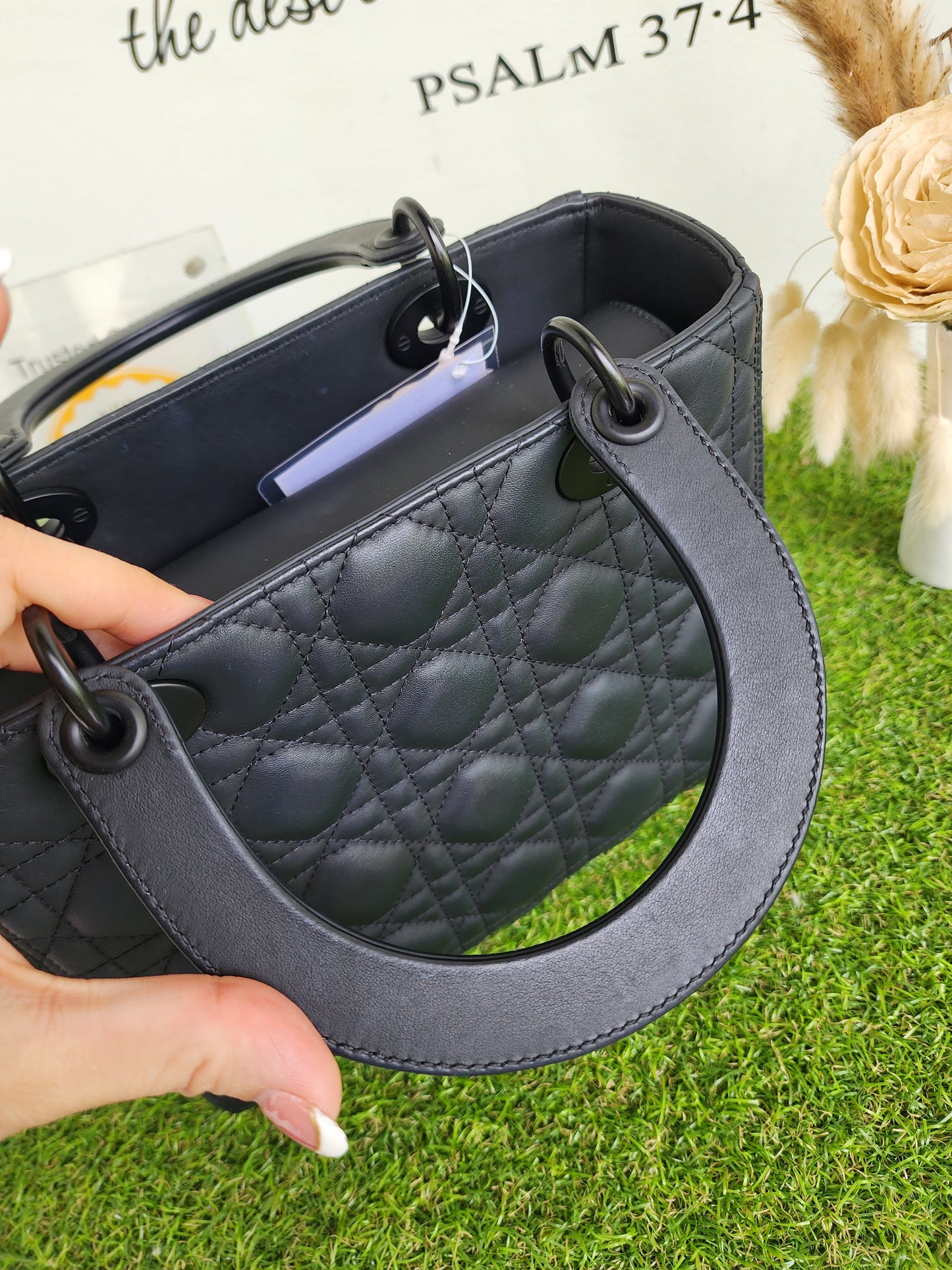 LADY DIOR MEDIUM SO BLACK