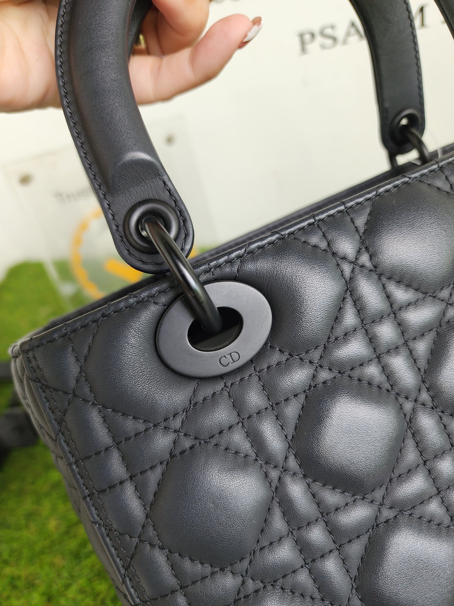 LADY DIOR MEDIUM SO BLACK