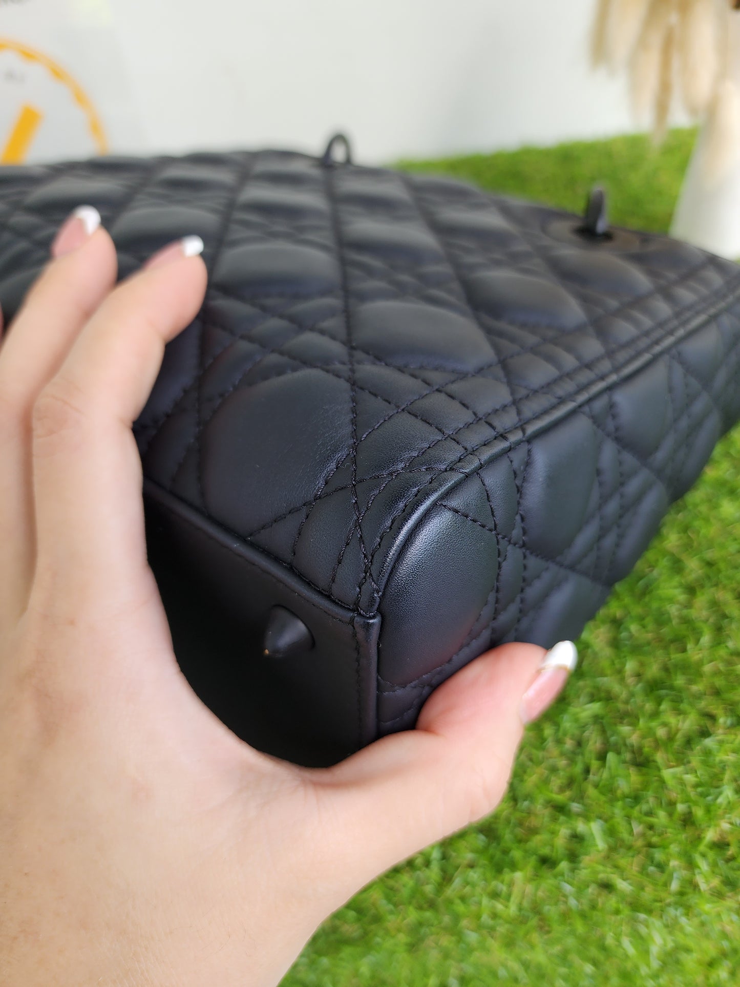 LADY DIOR MEDIUM SO BLACK