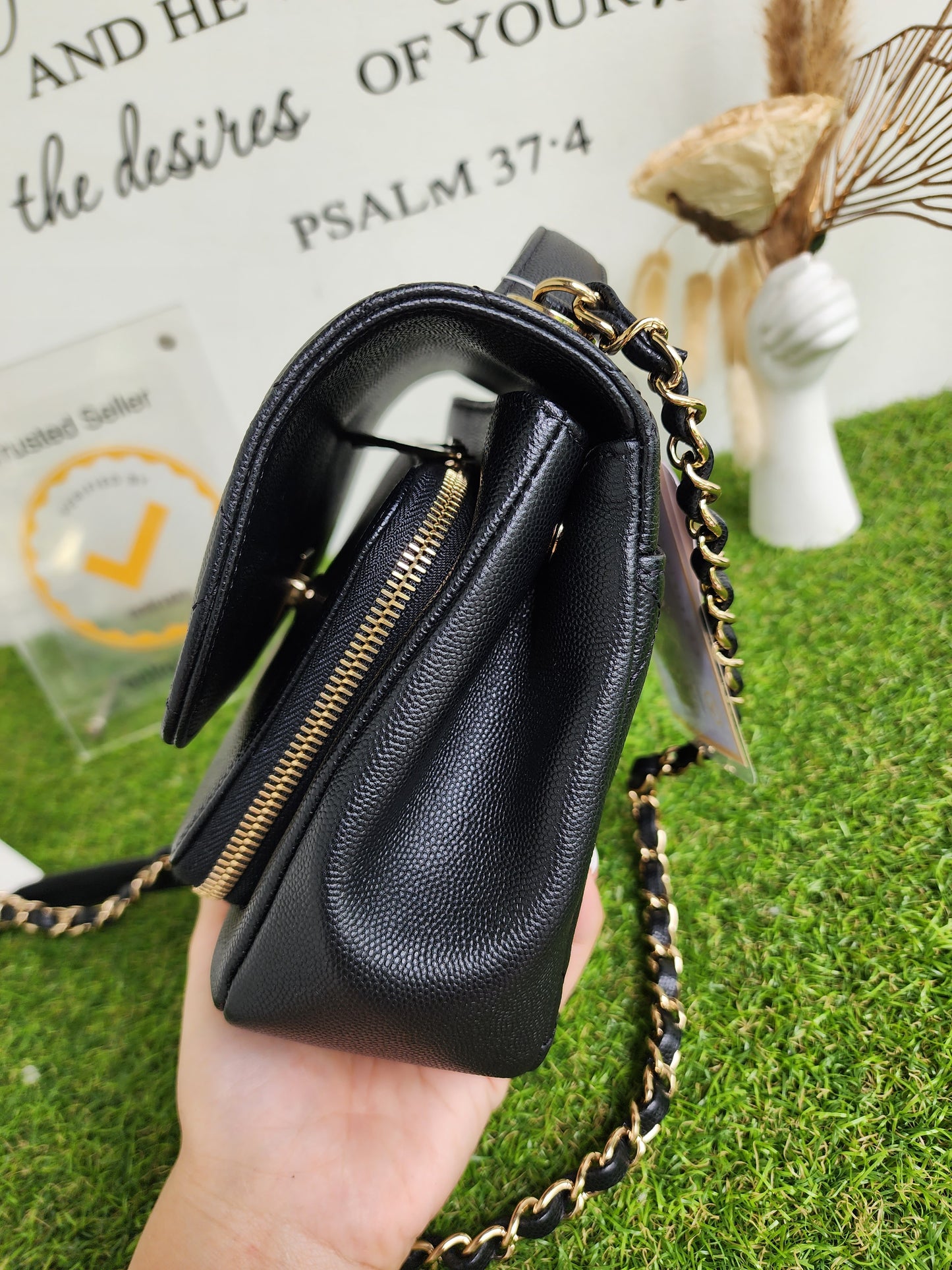 CHANEL BUSINESS AFFINITY SMALL