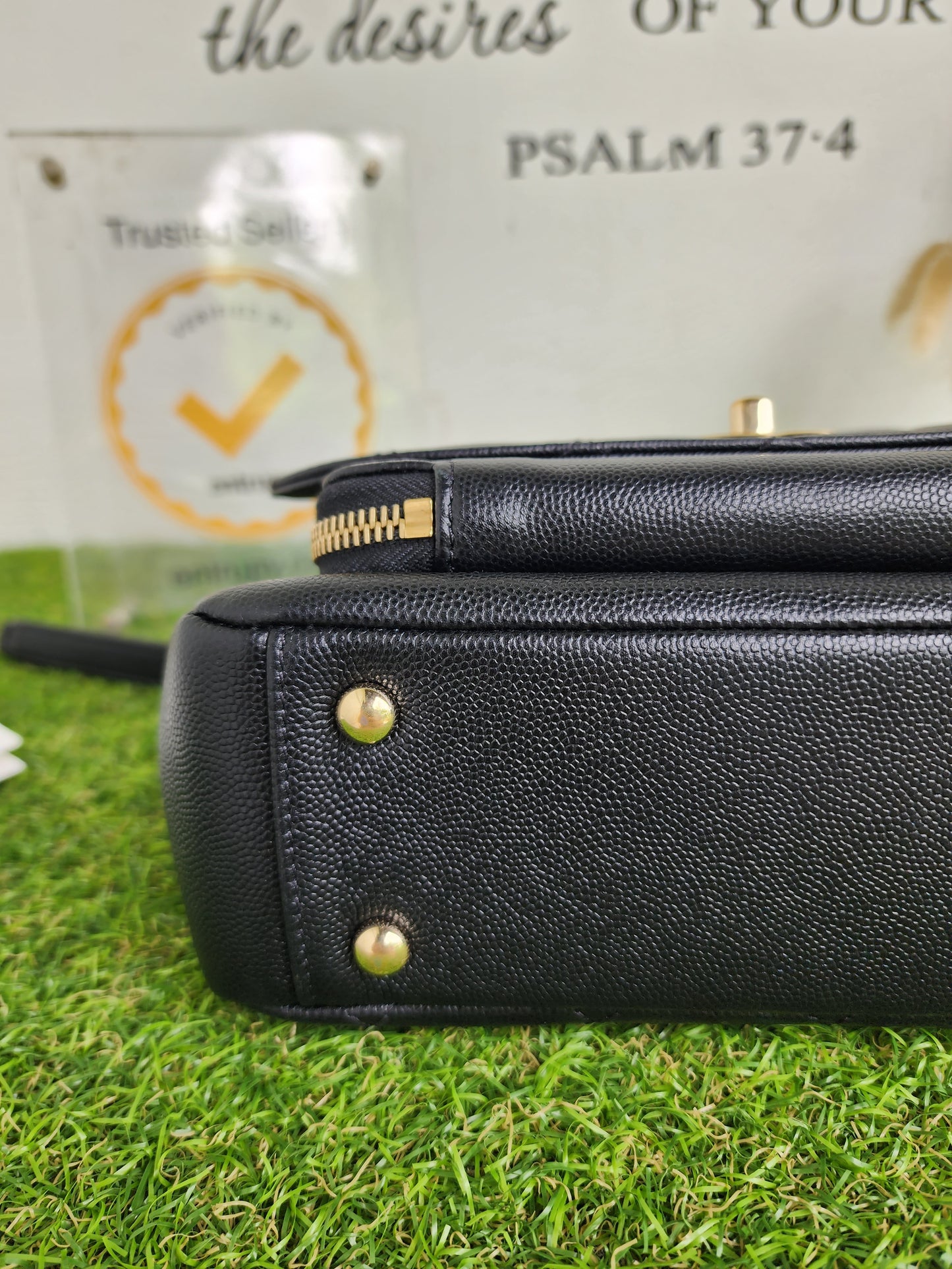 CHANEL BUSINESS AFFINITY SMALL