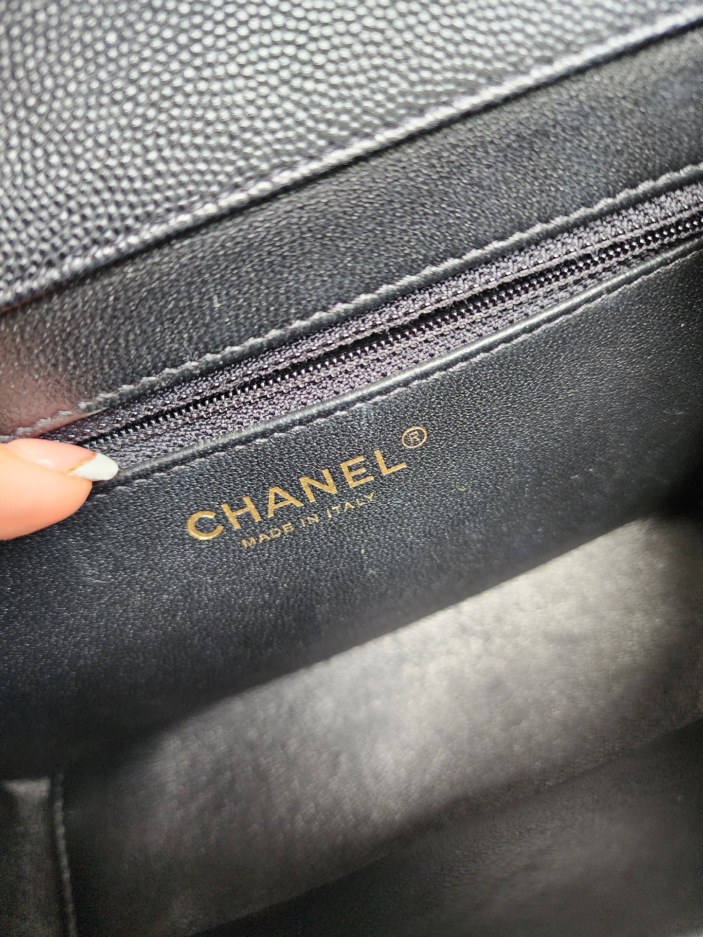 CHANEL BUSINESS AFFINITY SMALL