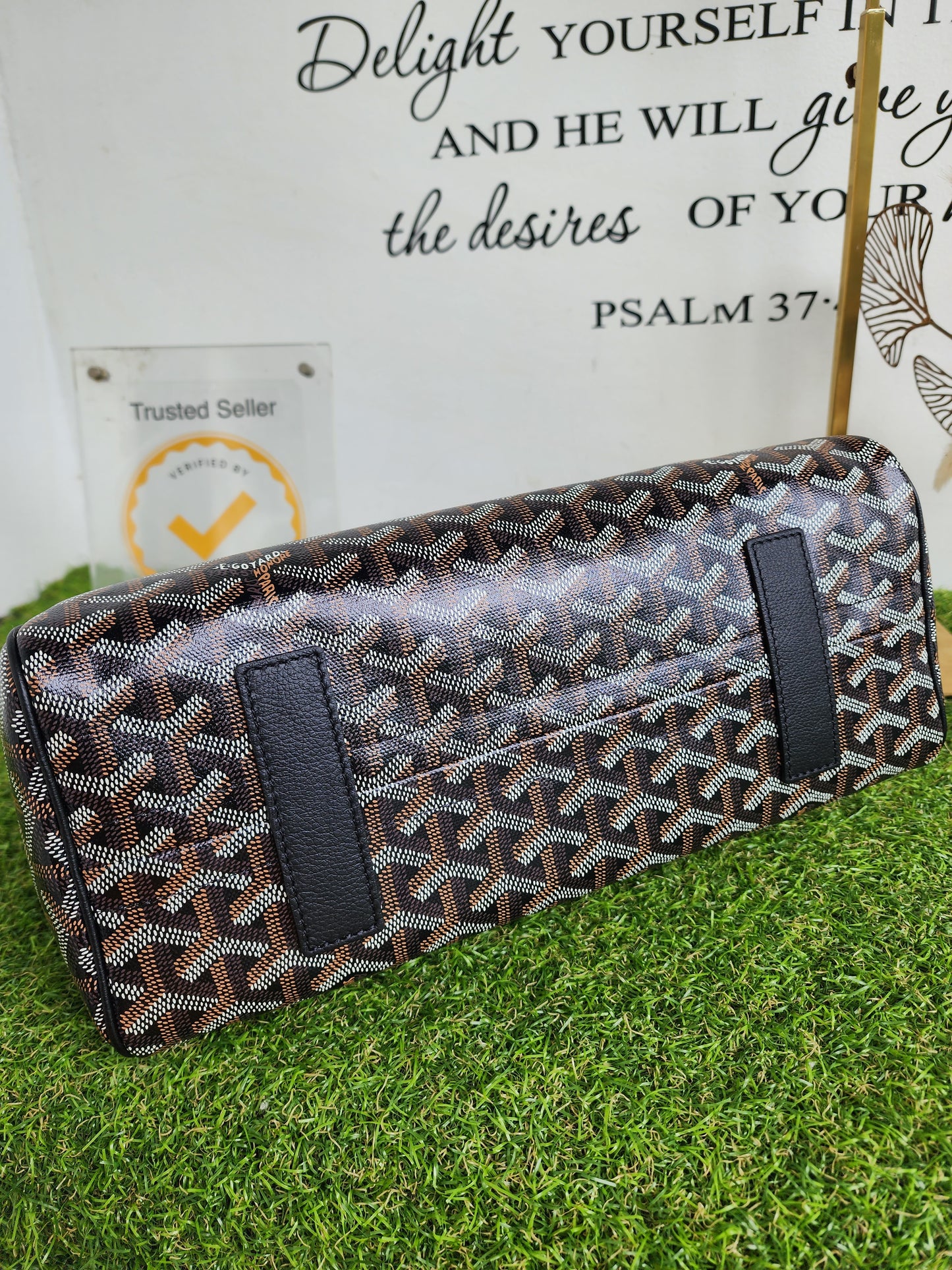BRANDNEW GOYARD ROUETTE BLACK