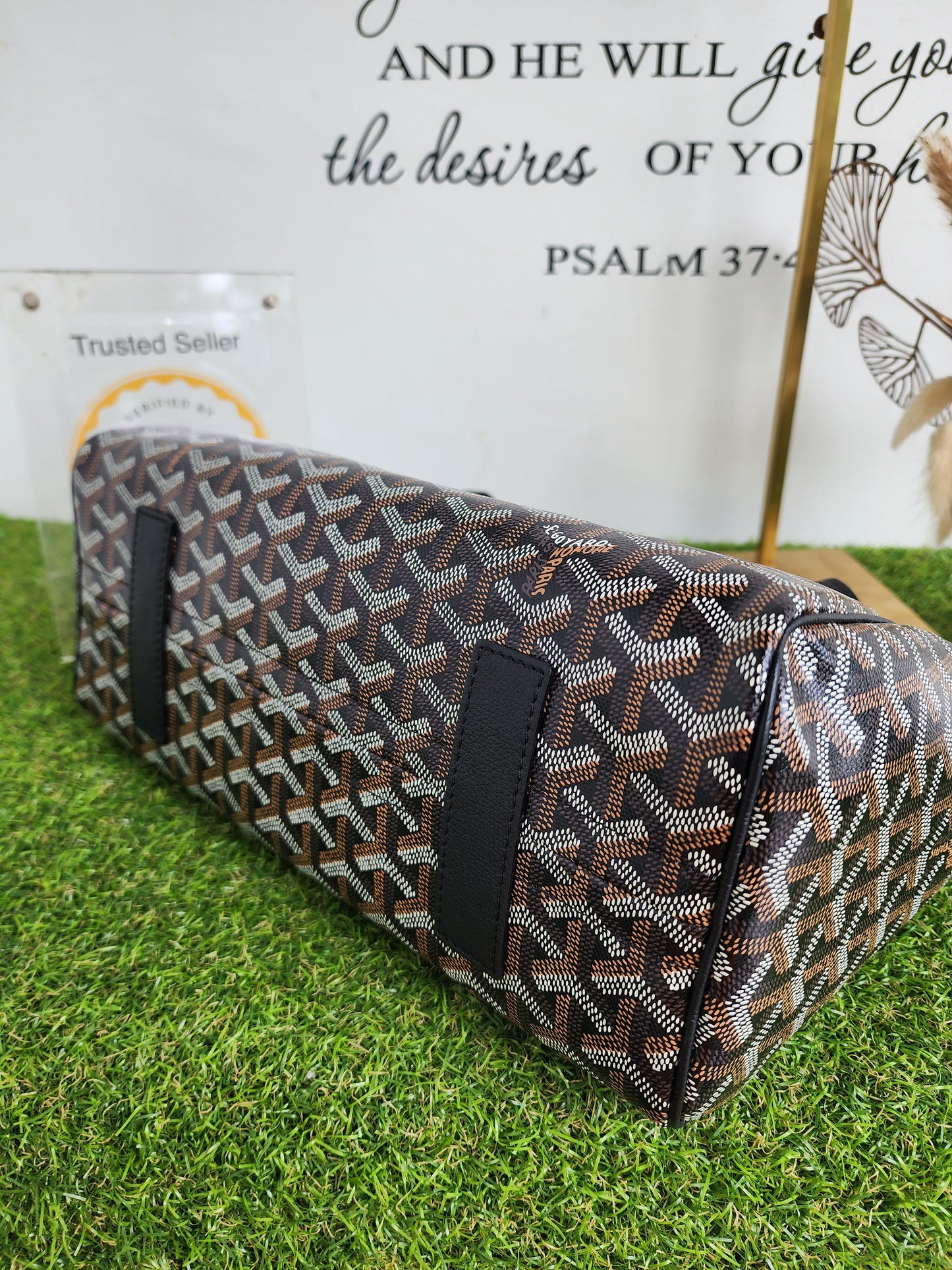BRANDNEW GOYARD ROUETTE BLACK