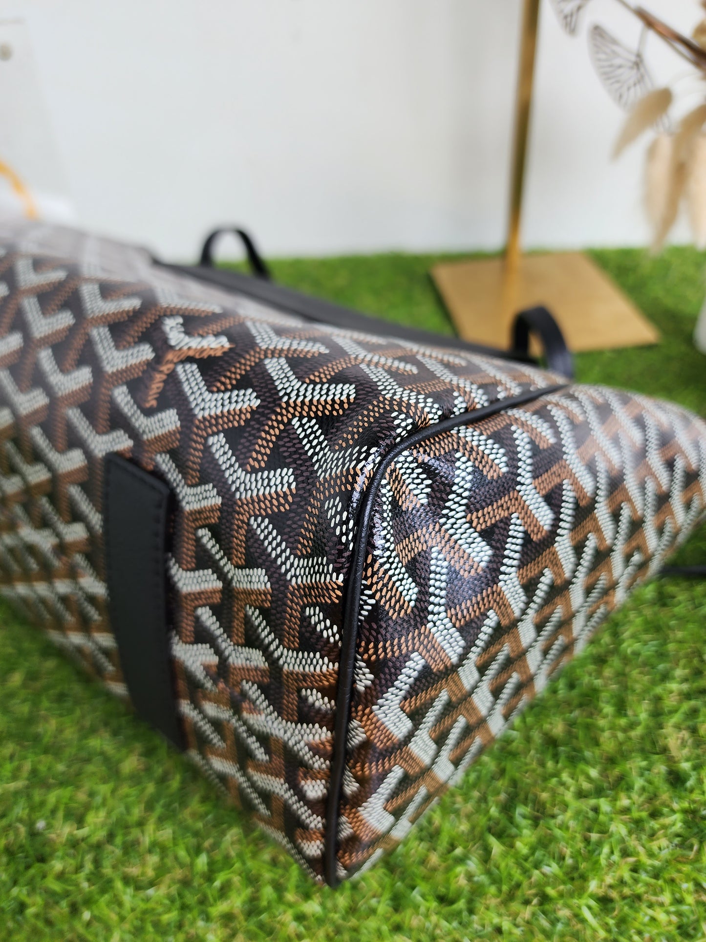 BRANDNEW GOYARD ROUETTE BLACK