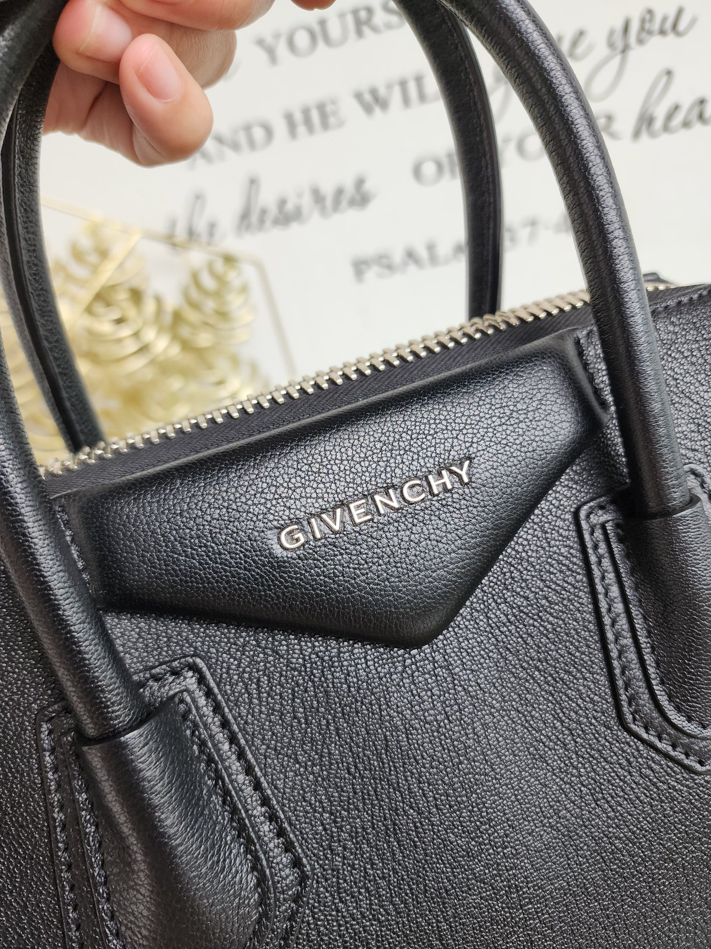 GIVENCHY ANTIGONA SMALL