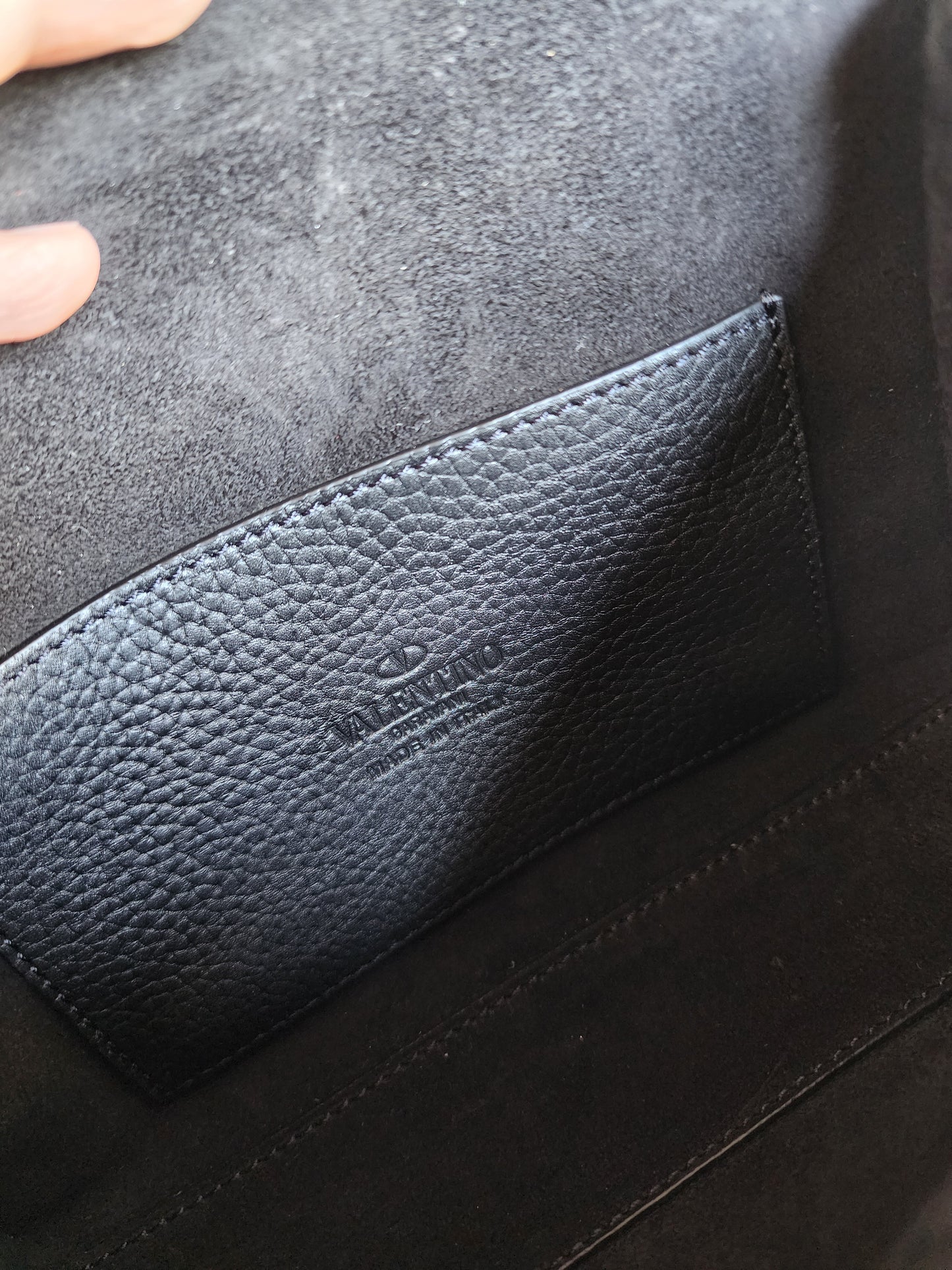 VALENTINO ROCKSTUD CAMERA BAG