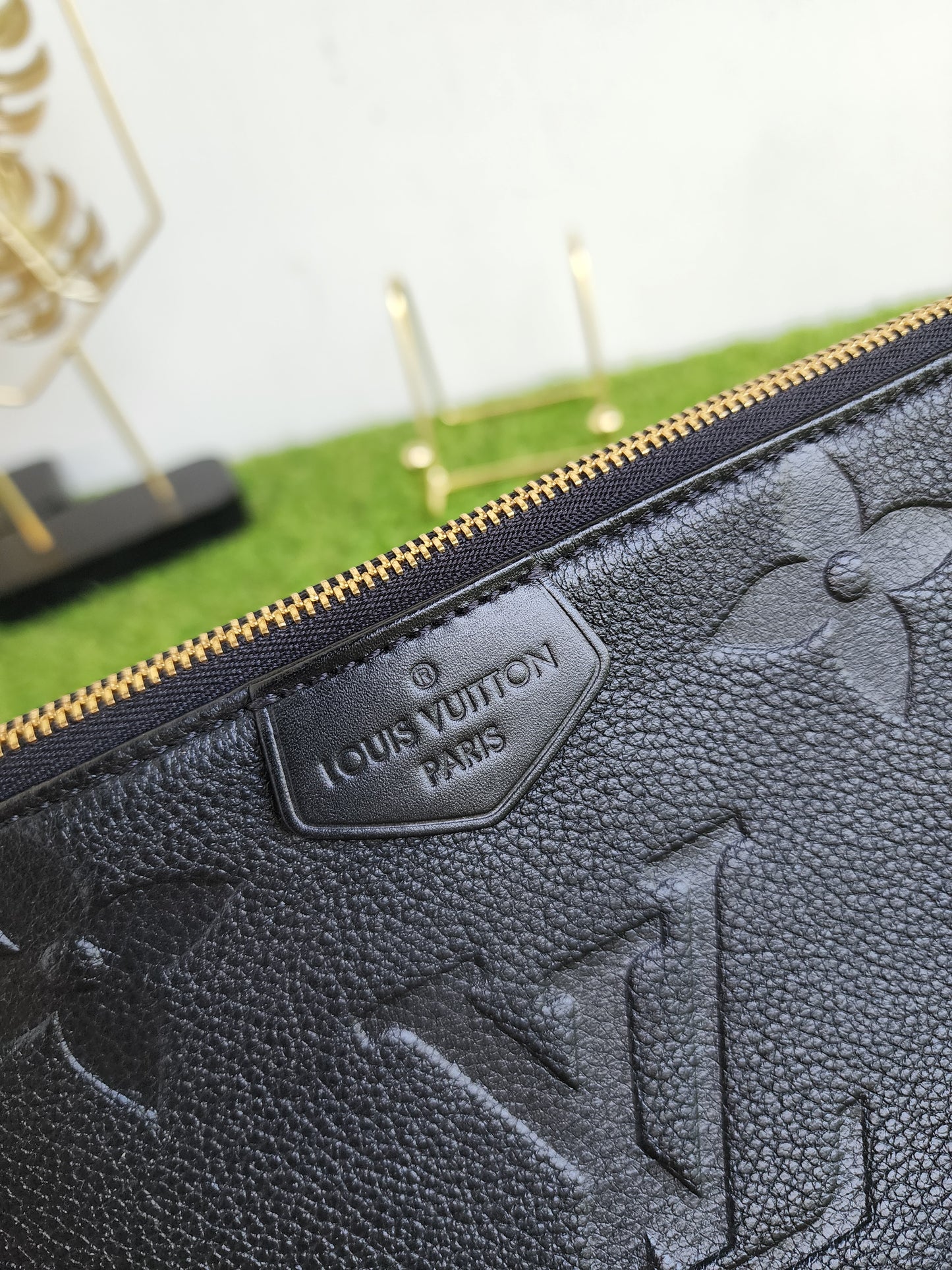 LOUIS VUITTON MULTI POCHETTE EMPRIENTE