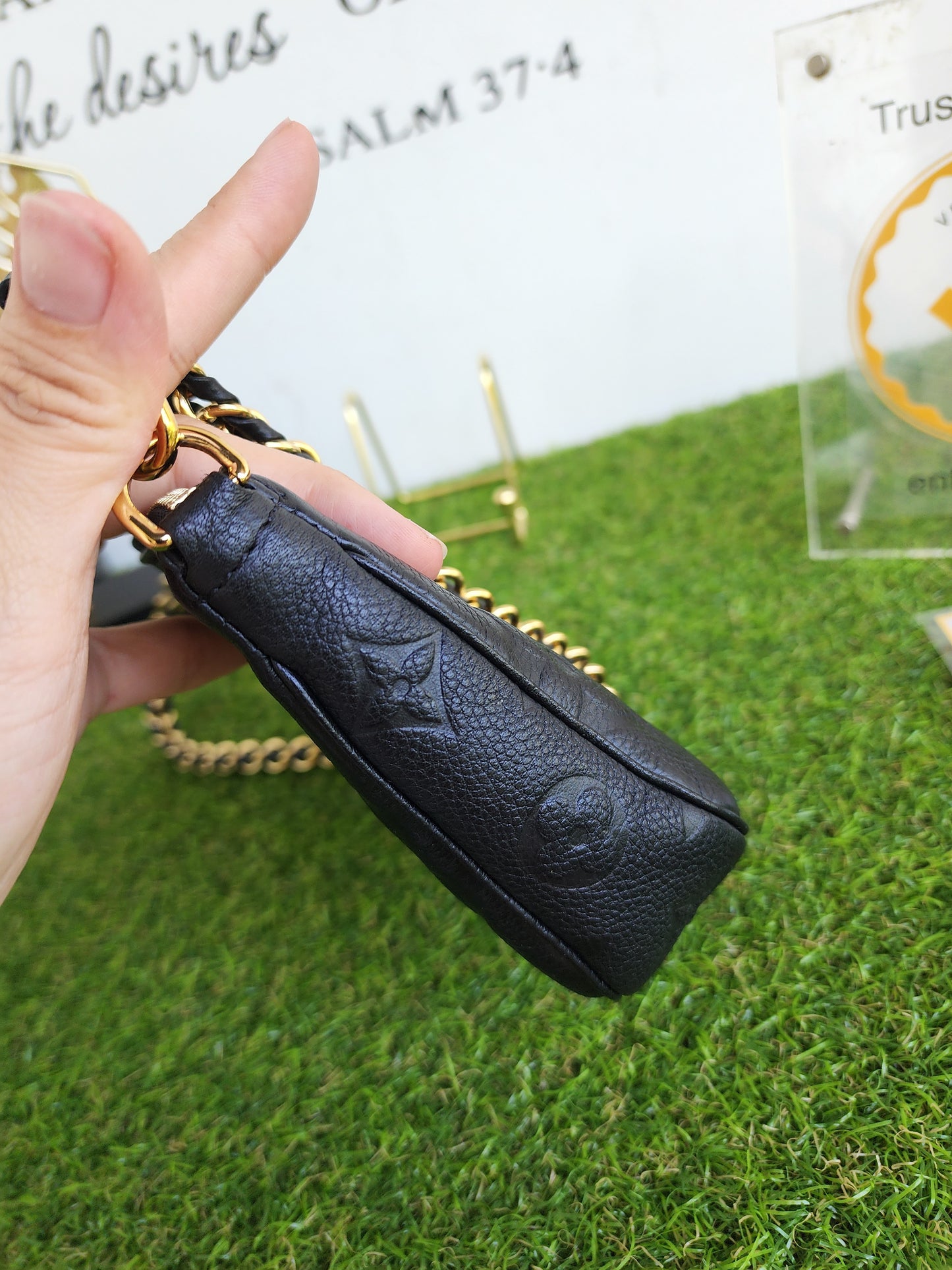 LOUIS VUITTON MULTI POCHETTE EMPRIENTE