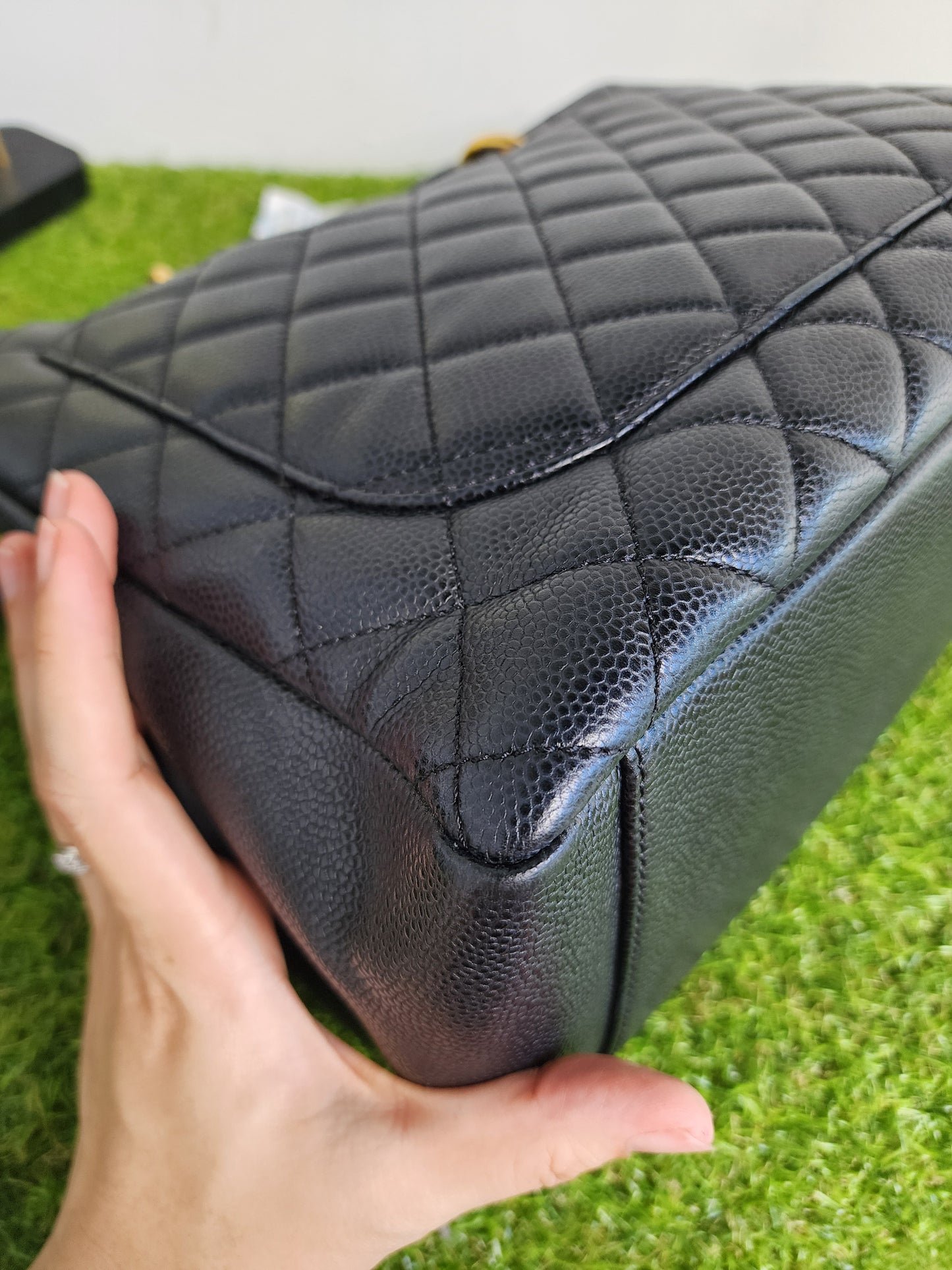 CHANEL GST BLACK GHW