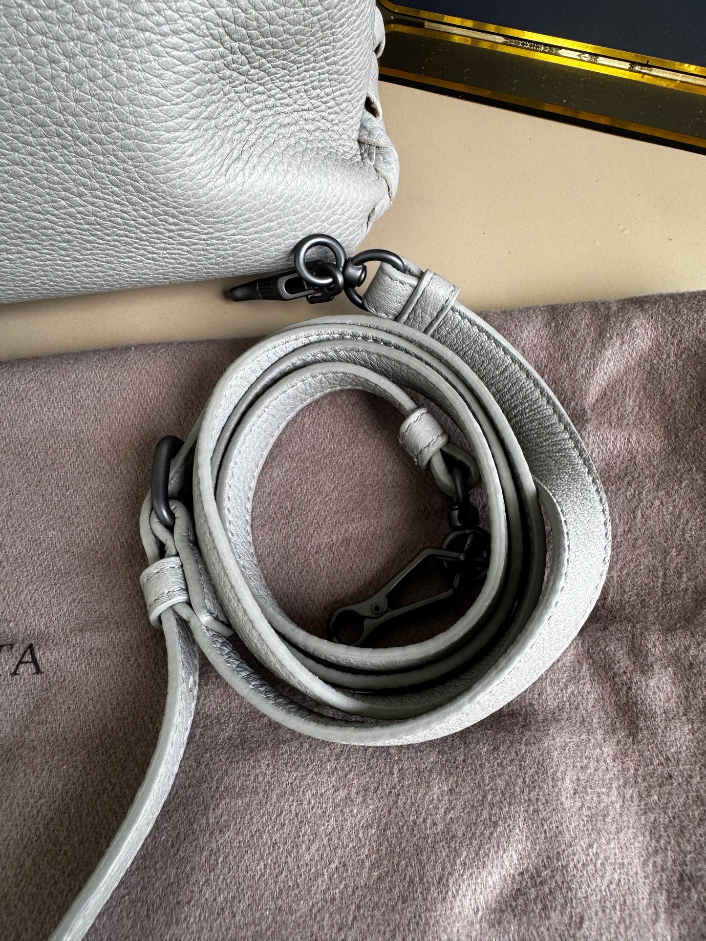 BOTTEGA VENETA 2 WAY TOTE