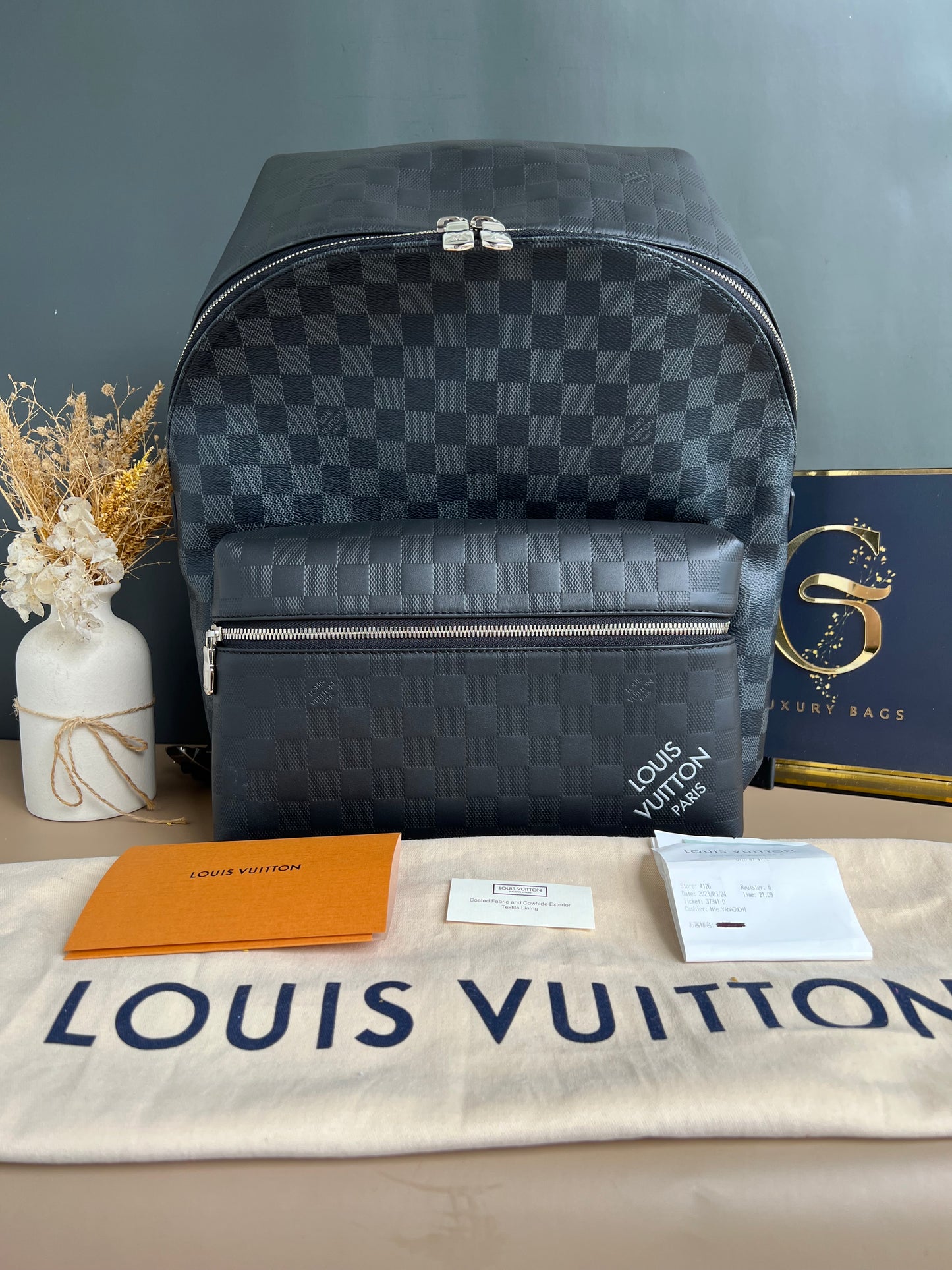 LOUIS VUITTON DISCOVERY BACKPACK BRANDNEW
