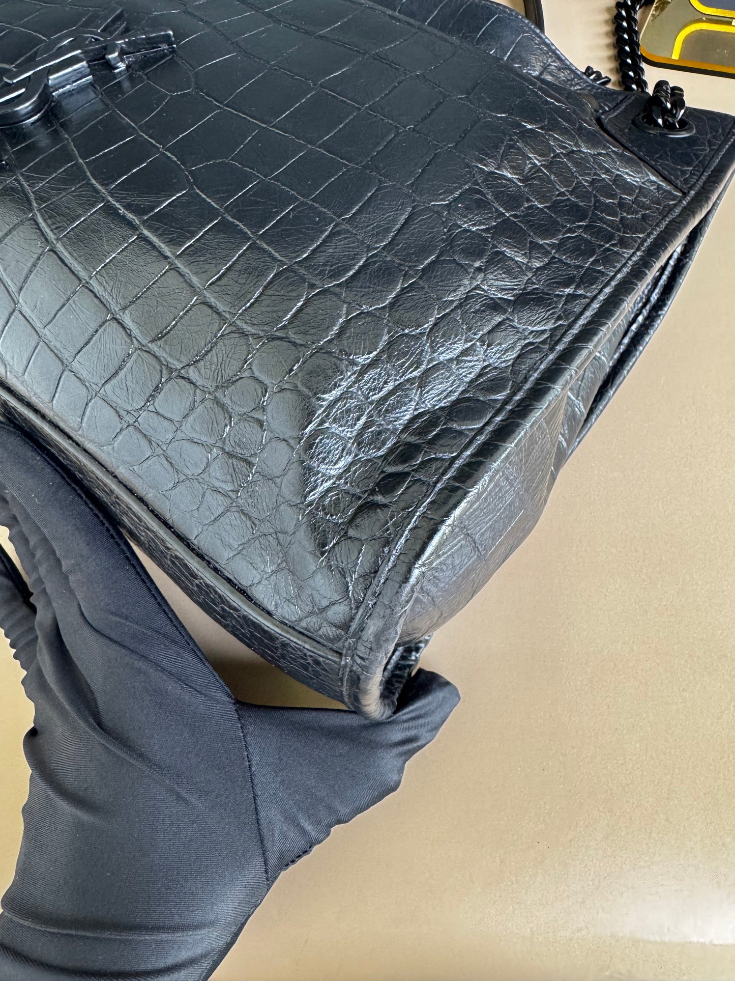 YSL NIKI SHOPPING IN CROCODILE EMBOSSED LEATHER
