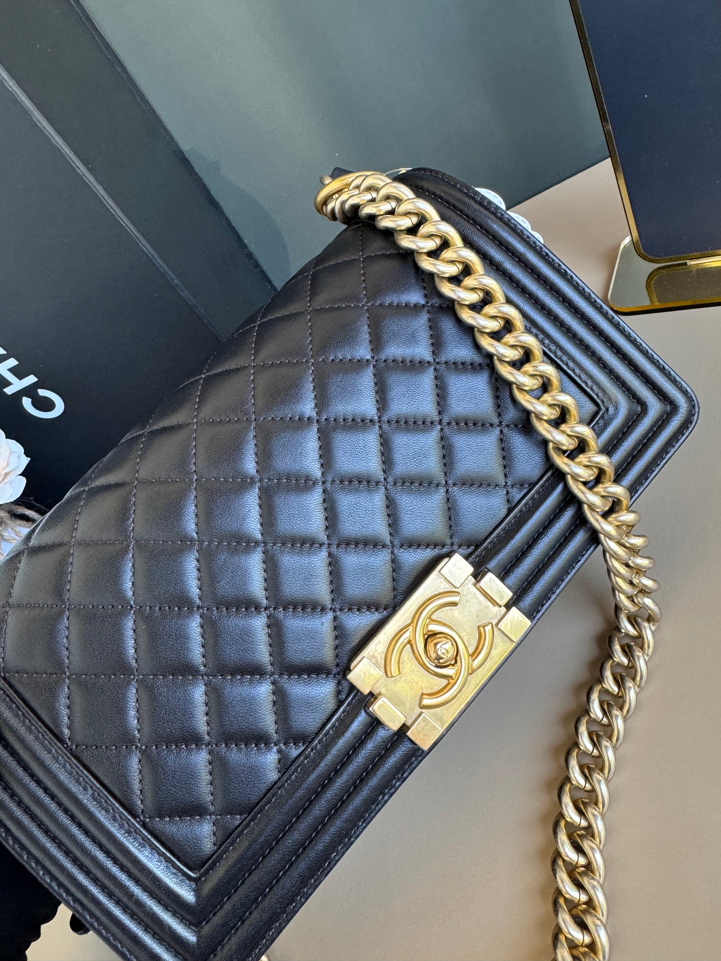 CHANEL LE BOY OLD MEDIUM