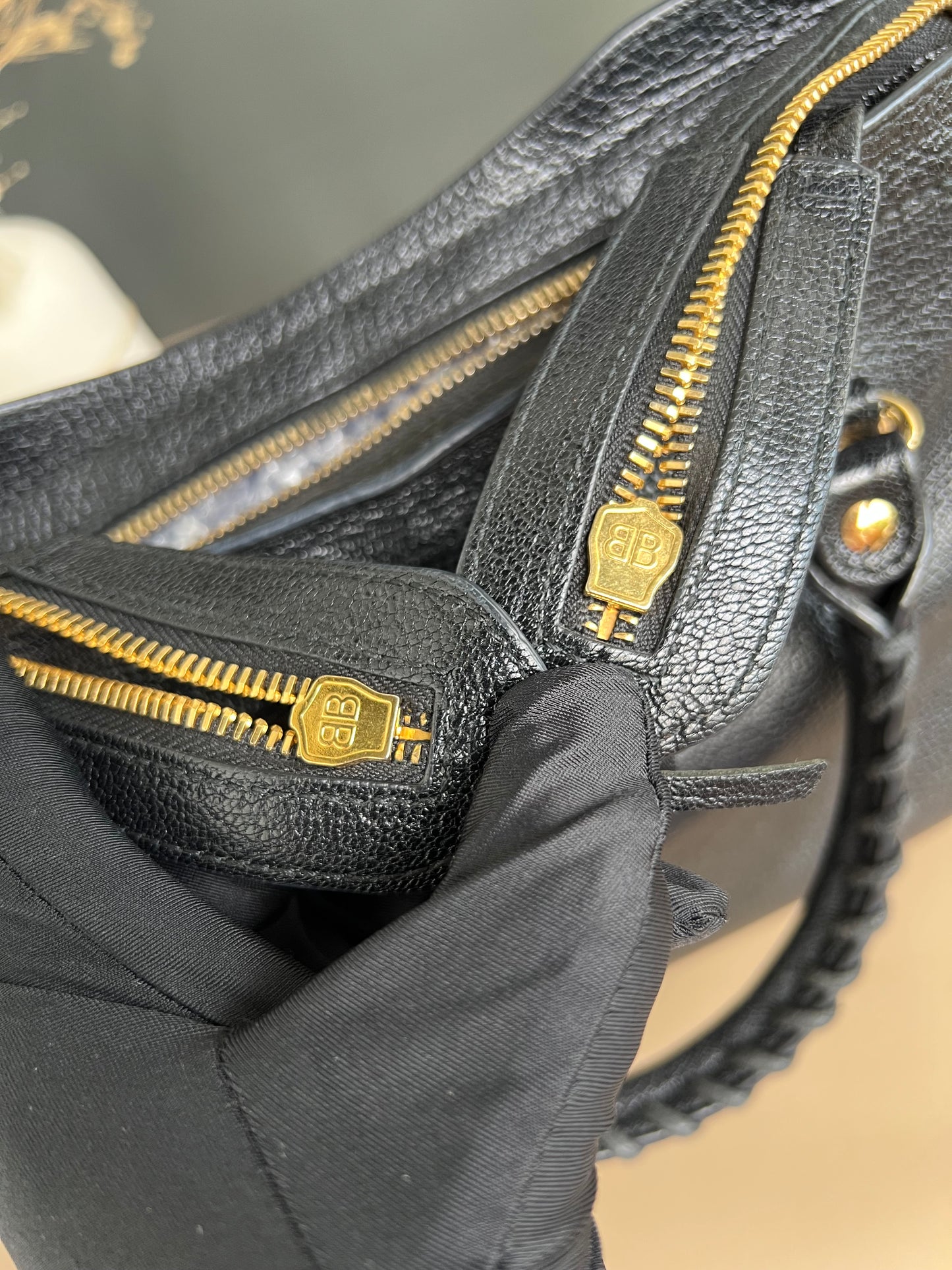 BALENCIAGA SMALL METALLIC EDGE