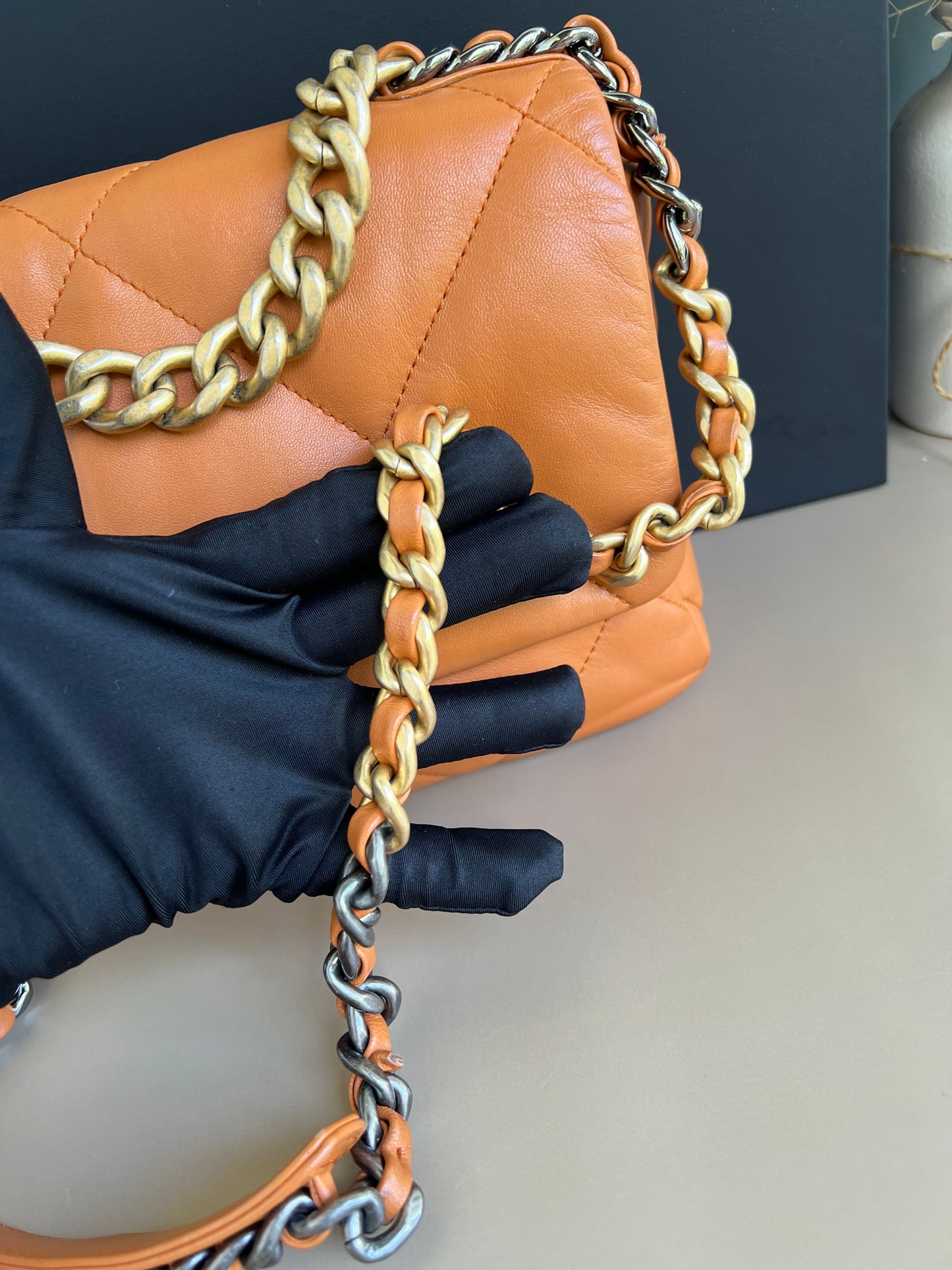CHANEL C19 SMALL CARAMEL 21P