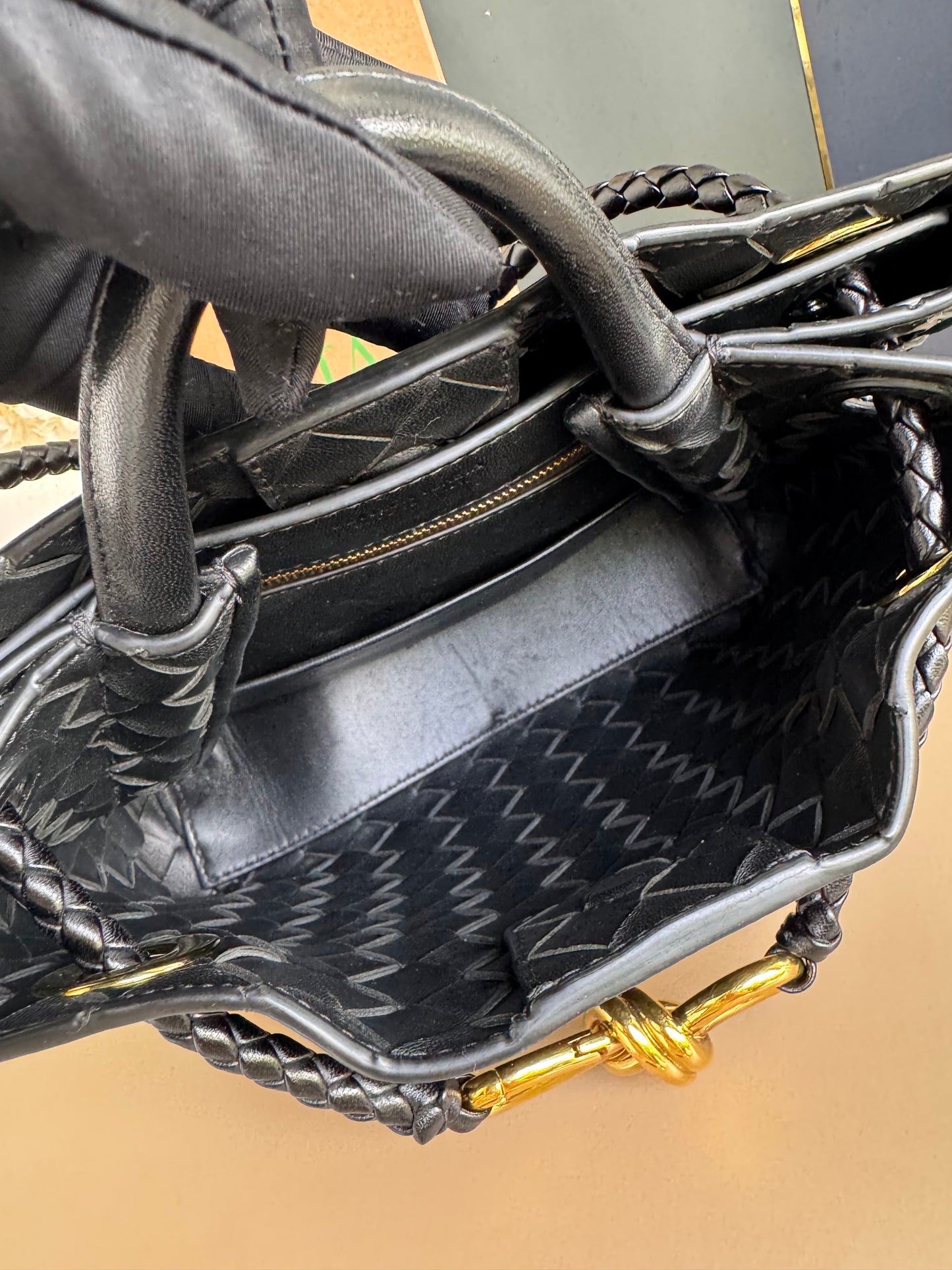 BOTTEGA VENETA ANDIAMO BLACK SMALL