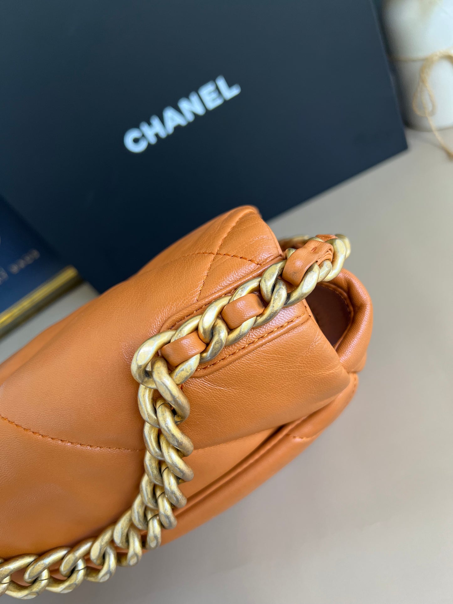 CHANEL C19 SMALL CARAMEL 21P