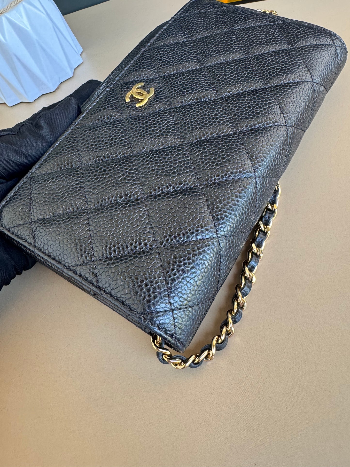 CHANEL WALLET ON CHAIN