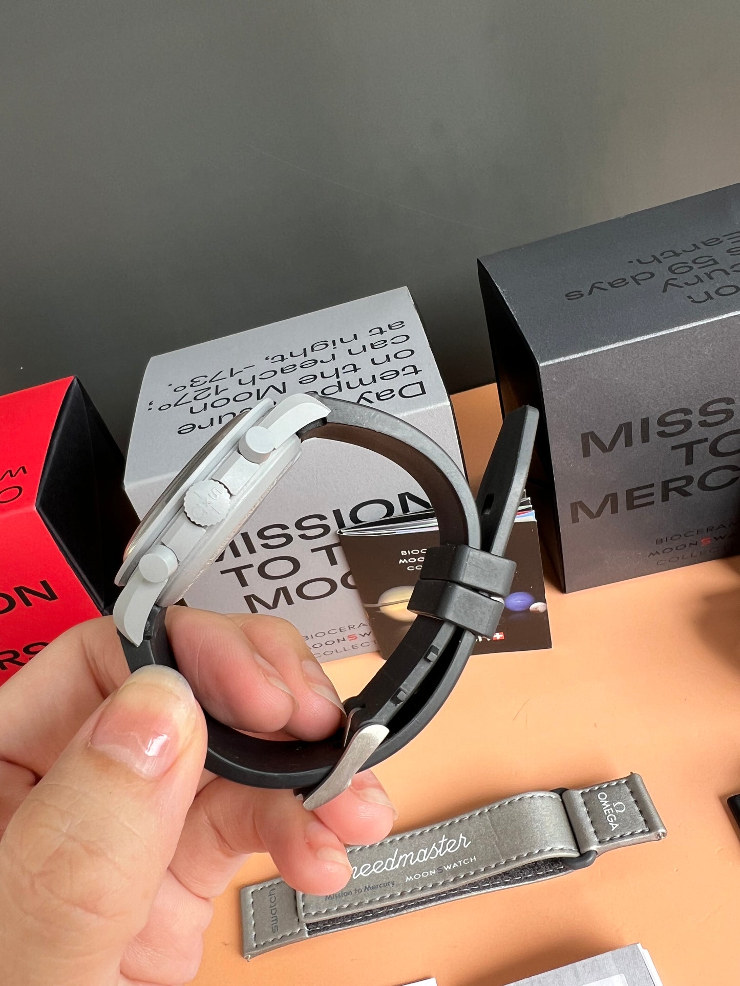 SWATCH X OMEGA MOONSWATCH