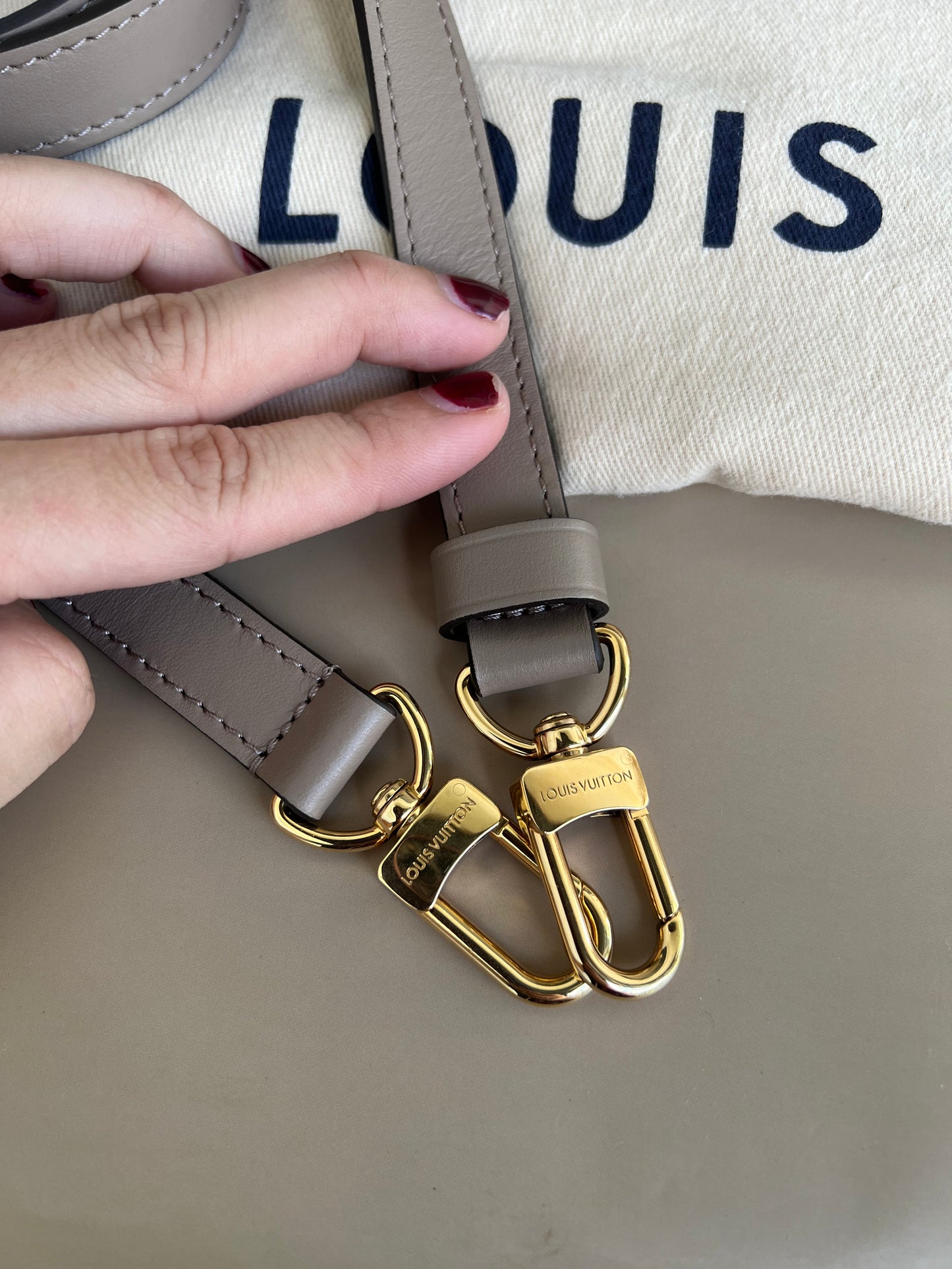 LOUIS VUITTON BANDOULIERE 25 EMPREIENTE